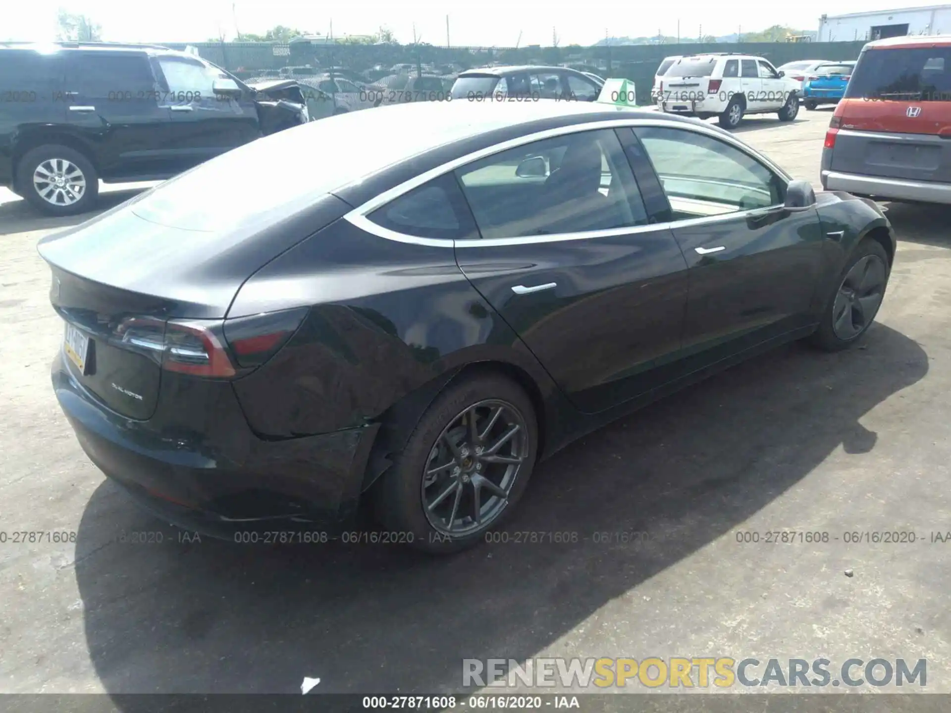 4 Photograph of a damaged car 5YJ3E1EB4LF599733 TESLA MODEL 3 2020