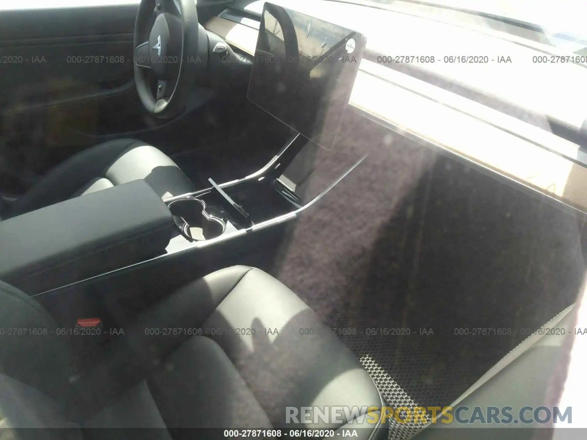 5 Photograph of a damaged car 5YJ3E1EB4LF599733 TESLA MODEL 3 2020