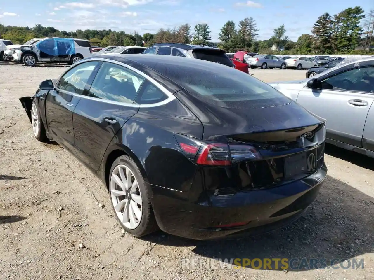 3 Photograph of a damaged car 5YJ3E1EB4LF600668 TESLA MODEL 3 2020