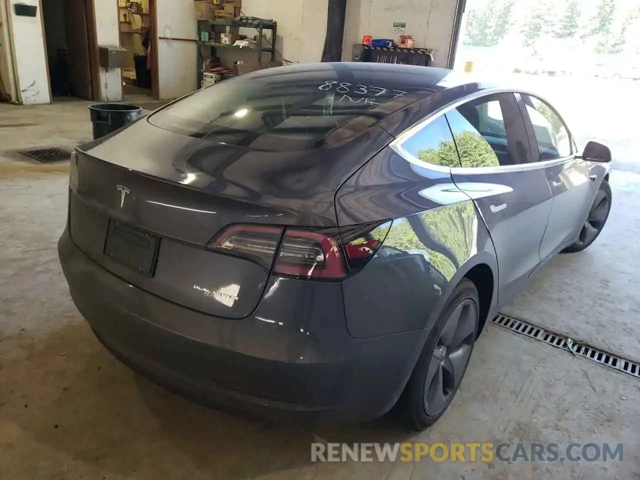 4 Photograph of a damaged car 5YJ3E1EB4LF616563 TESLA MODEL 3 2020