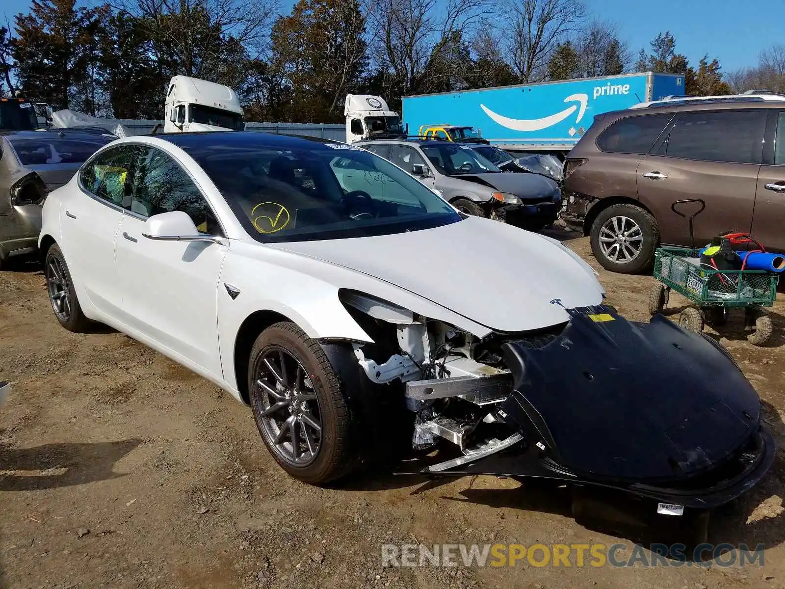 1 Photograph of a damaged car 5YJ3E1EB4LF618281 TESLA MODEL 3 2020