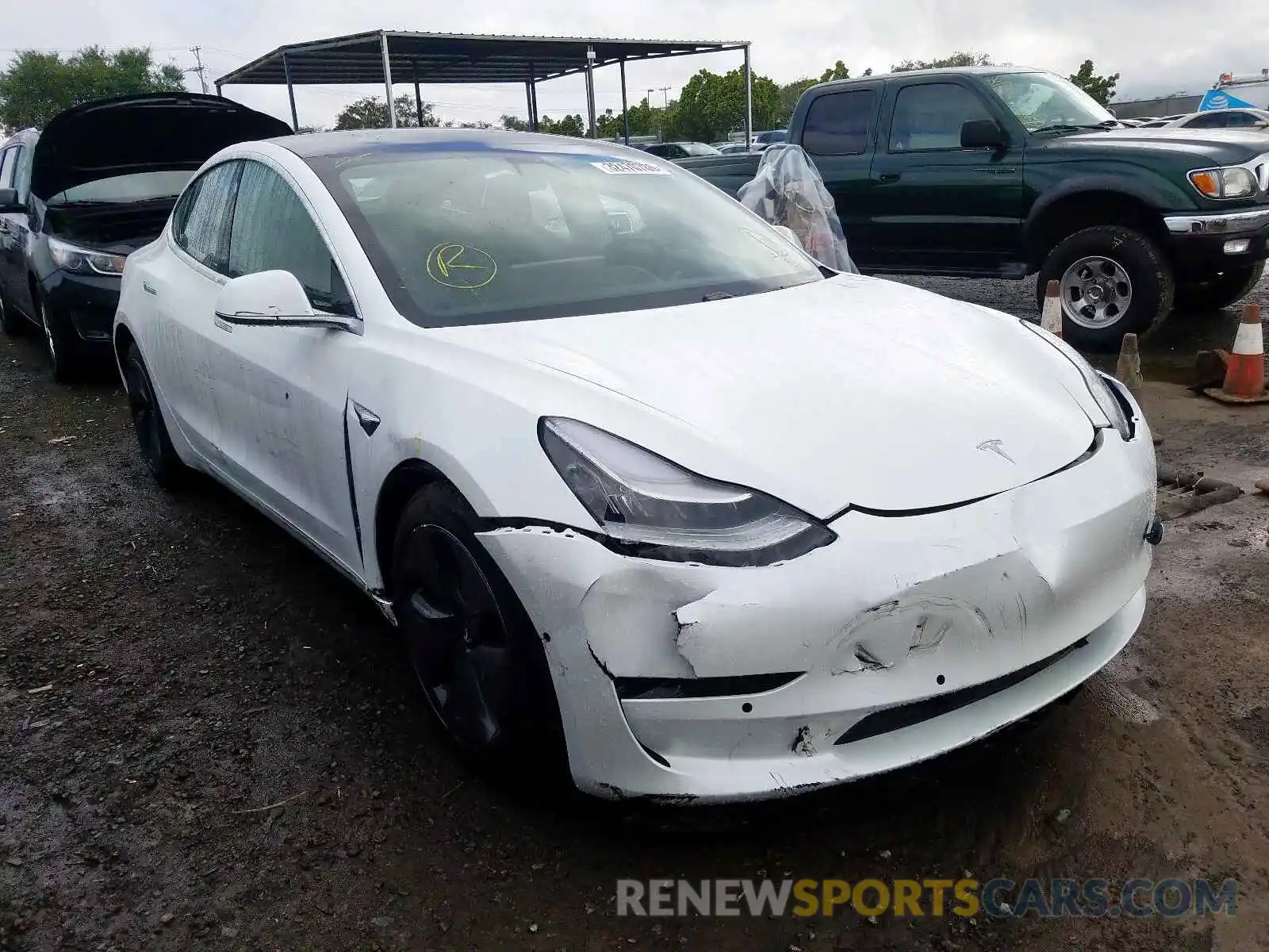 1 Photograph of a damaged car 5YJ3E1EB4LF619575 TESLA MODEL 3 2020