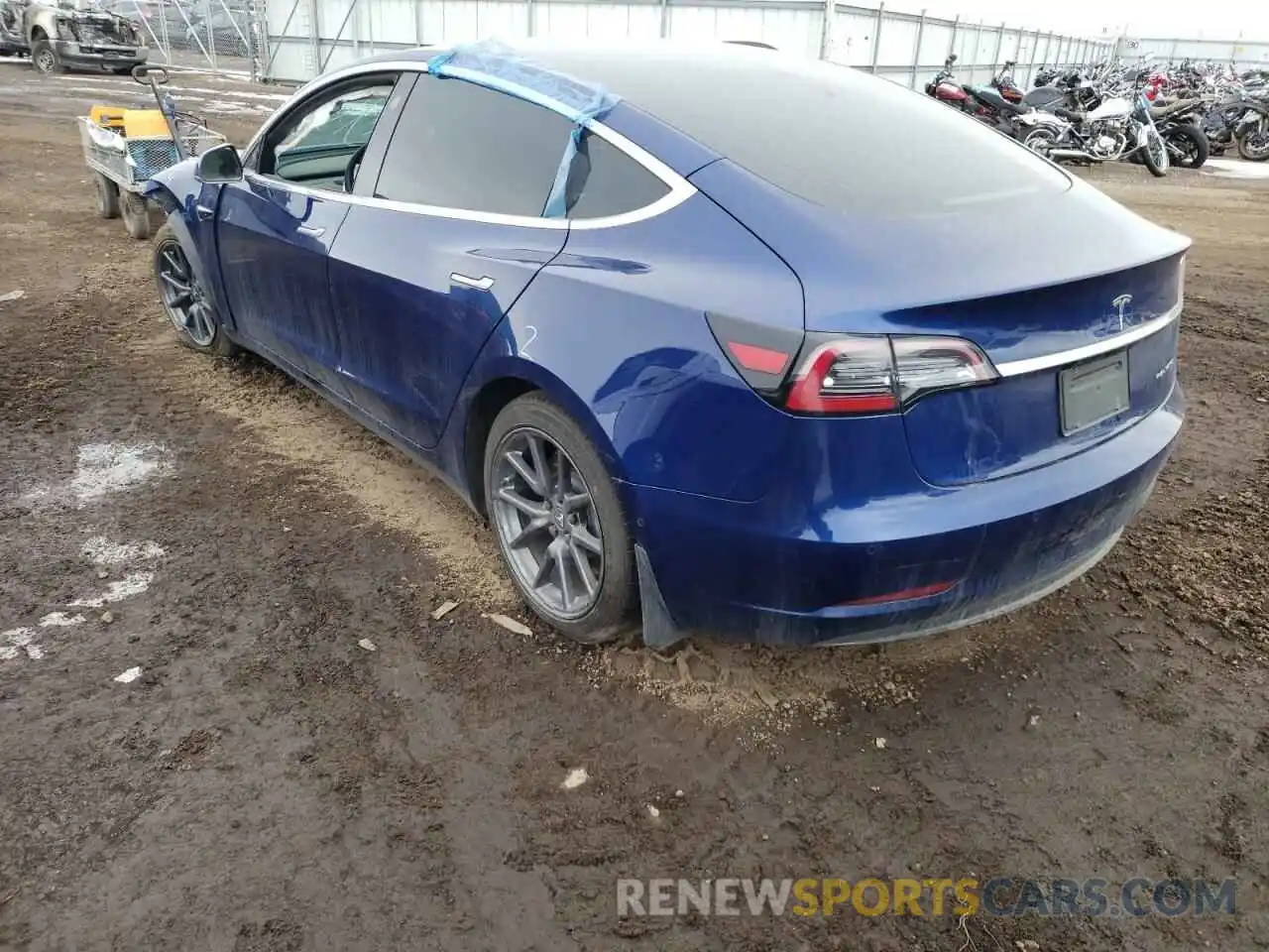 3 Photograph of a damaged car 5YJ3E1EB4LF636277 TESLA MODEL 3 2020