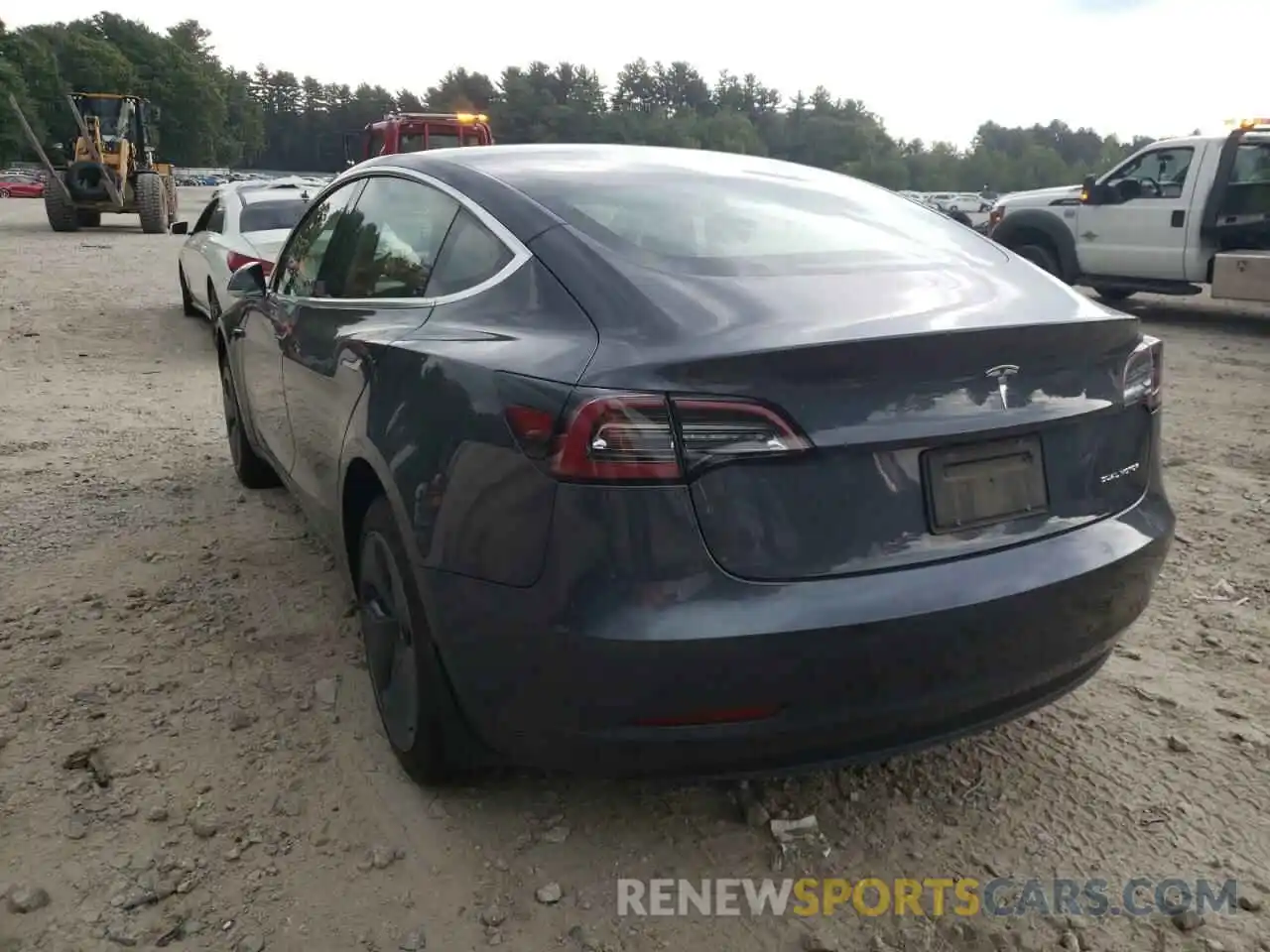 3 Photograph of a damaged car 5YJ3E1EB4LF663320 TESLA MODEL 3 2020