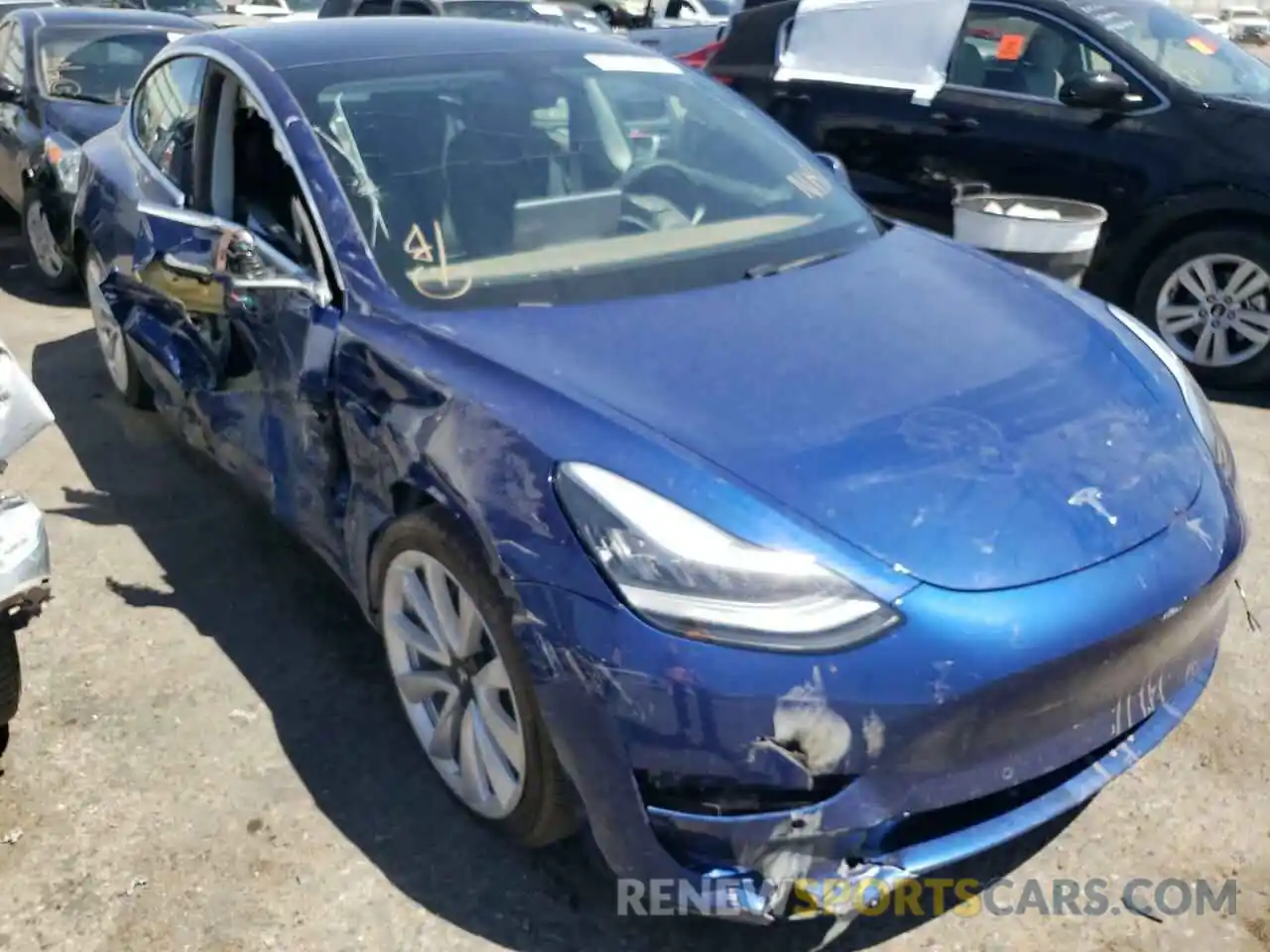 1 Фотография поврежденного автомобиля 5YJ3E1EB4LF667187 TESLA MODEL 3 2020