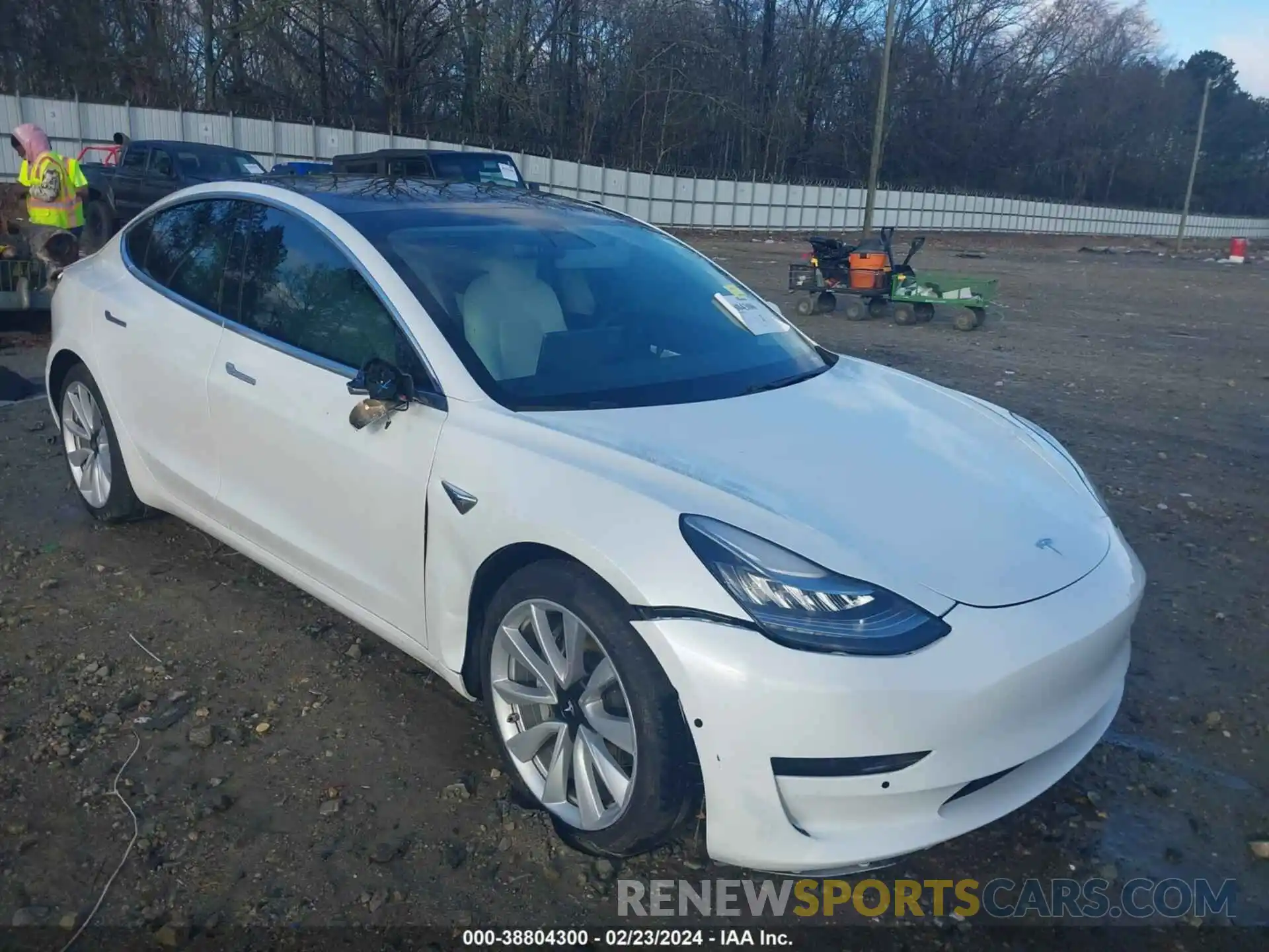 1 Photograph of a damaged car 5YJ3E1EB4LF712953 TESLA MODEL 3 2020