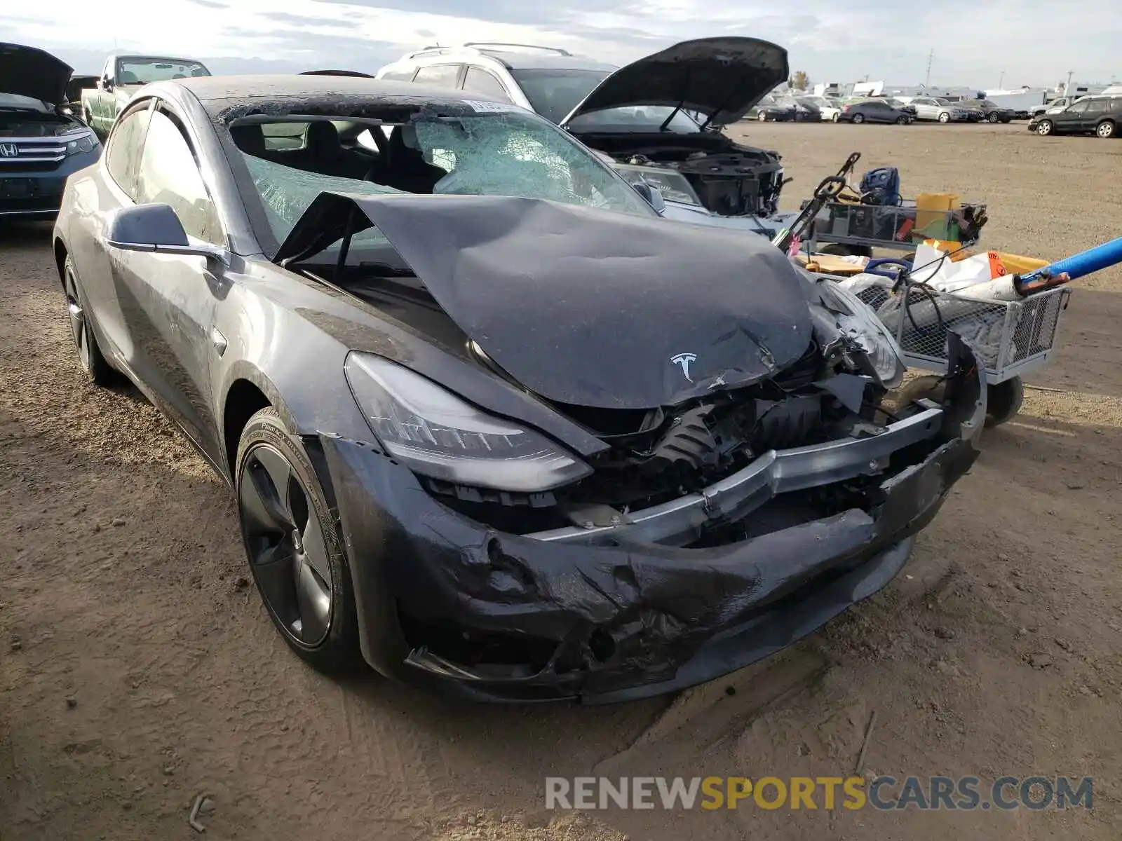 1 Photograph of a damaged car 5YJ3E1EB4LF741482 TESLA MODEL 3 2020