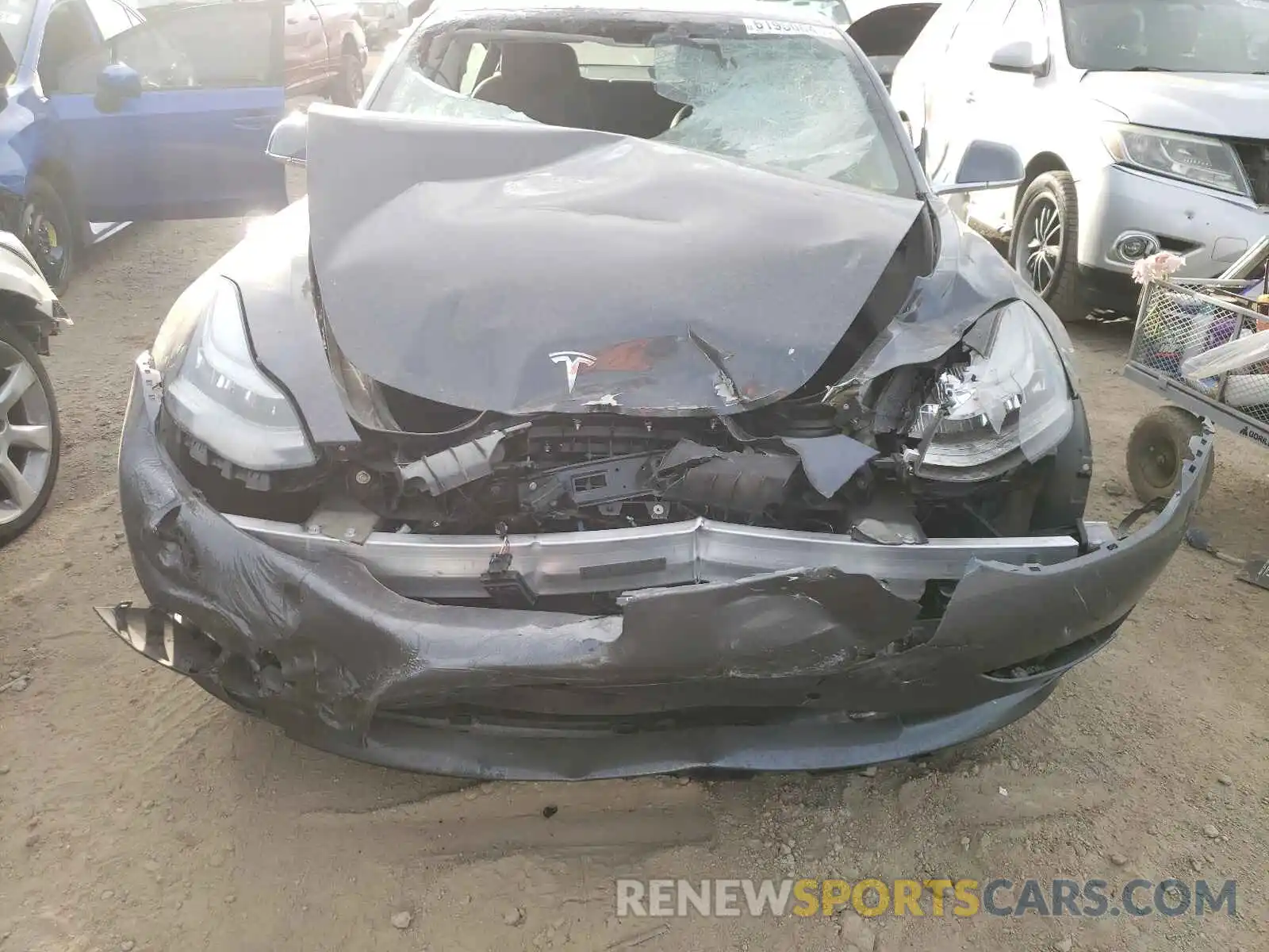 9 Photograph of a damaged car 5YJ3E1EB4LF741482 TESLA MODEL 3 2020