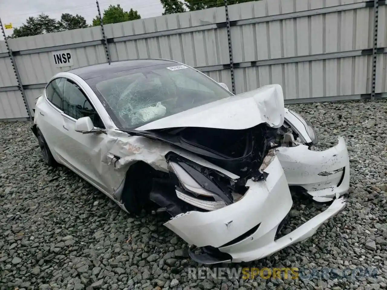 1 Photograph of a damaged car 5YJ3E1EB4LF741692 TESLA MODEL 3 2020