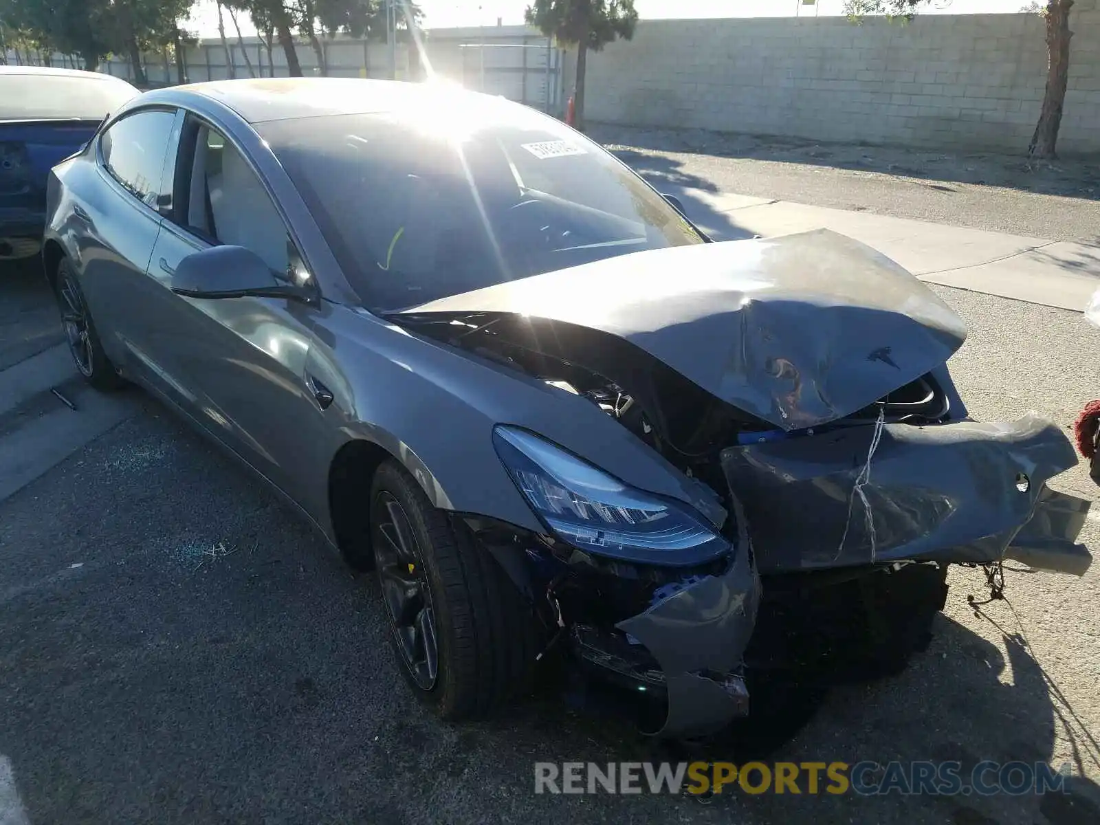 1 Photograph of a damaged car 5YJ3E1EB4LF742647 TESLA MODEL 3 2020