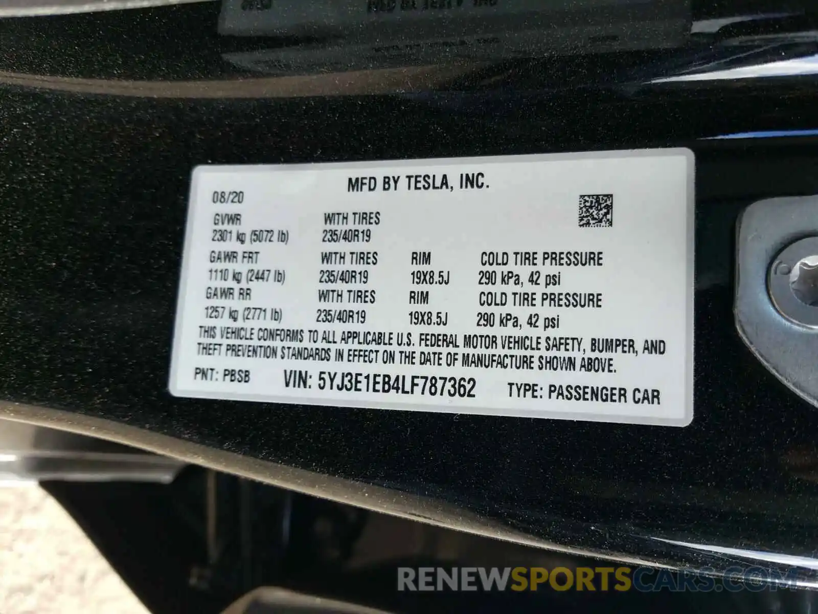 10 Photograph of a damaged car 5YJ3E1EB4LF787362 TESLA MODEL 3 2020