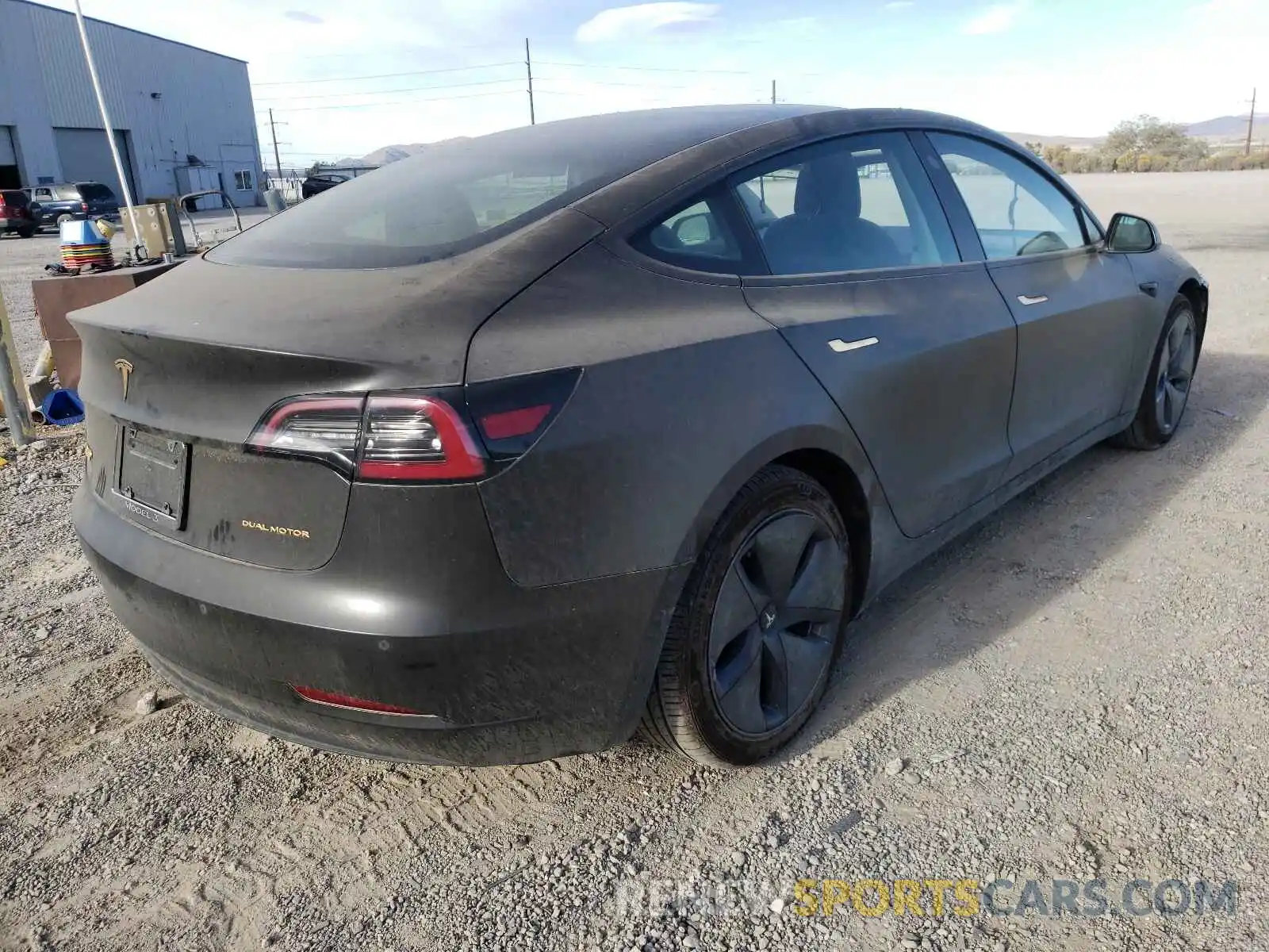 4 Фотография поврежденного автомобиля 5YJ3E1EB4LF790794 TESLA MODEL 3 2020