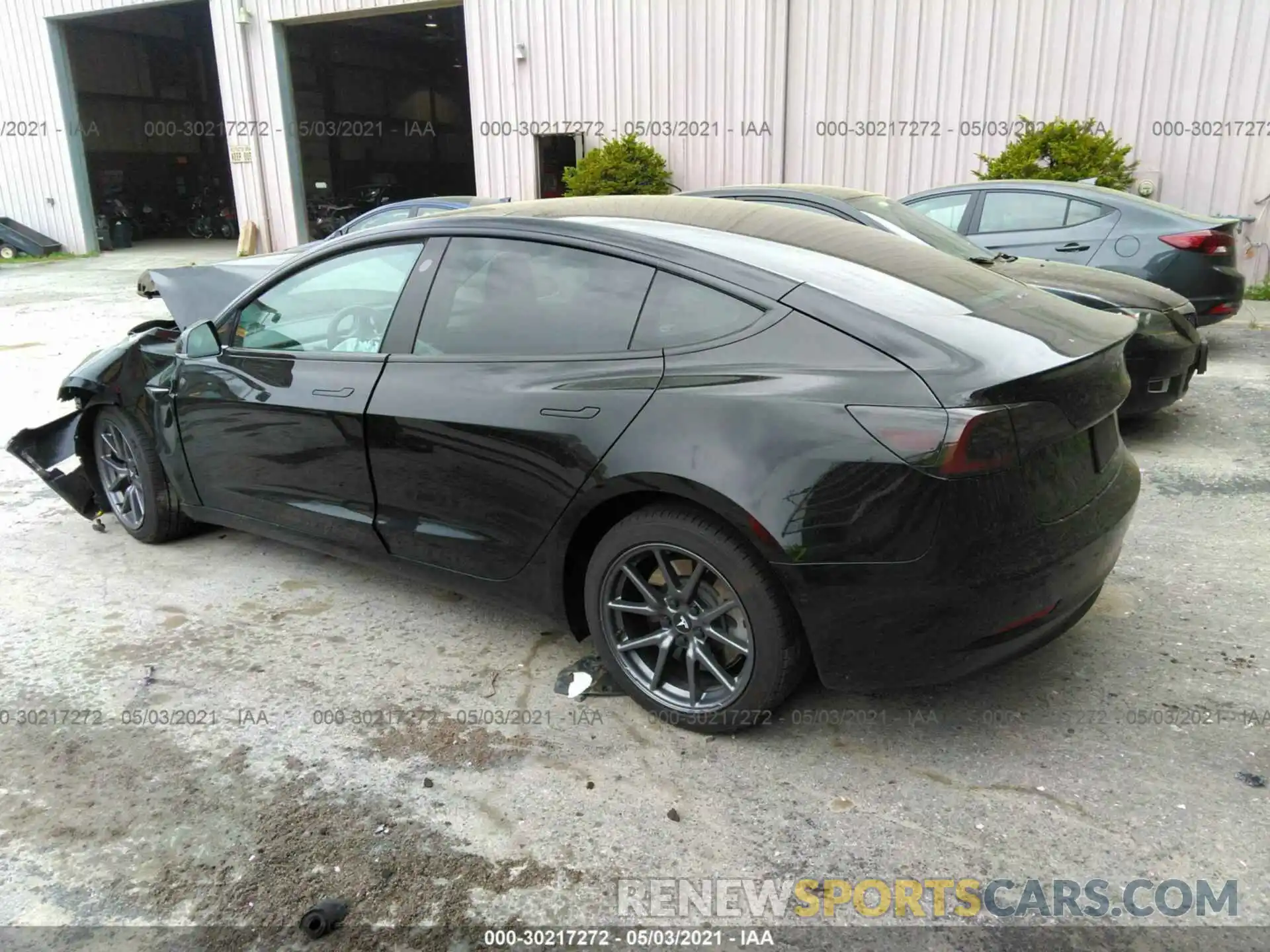 3 Photograph of a damaged car 5YJ3E1EB5LF599580 TESLA MODEL 3 2020