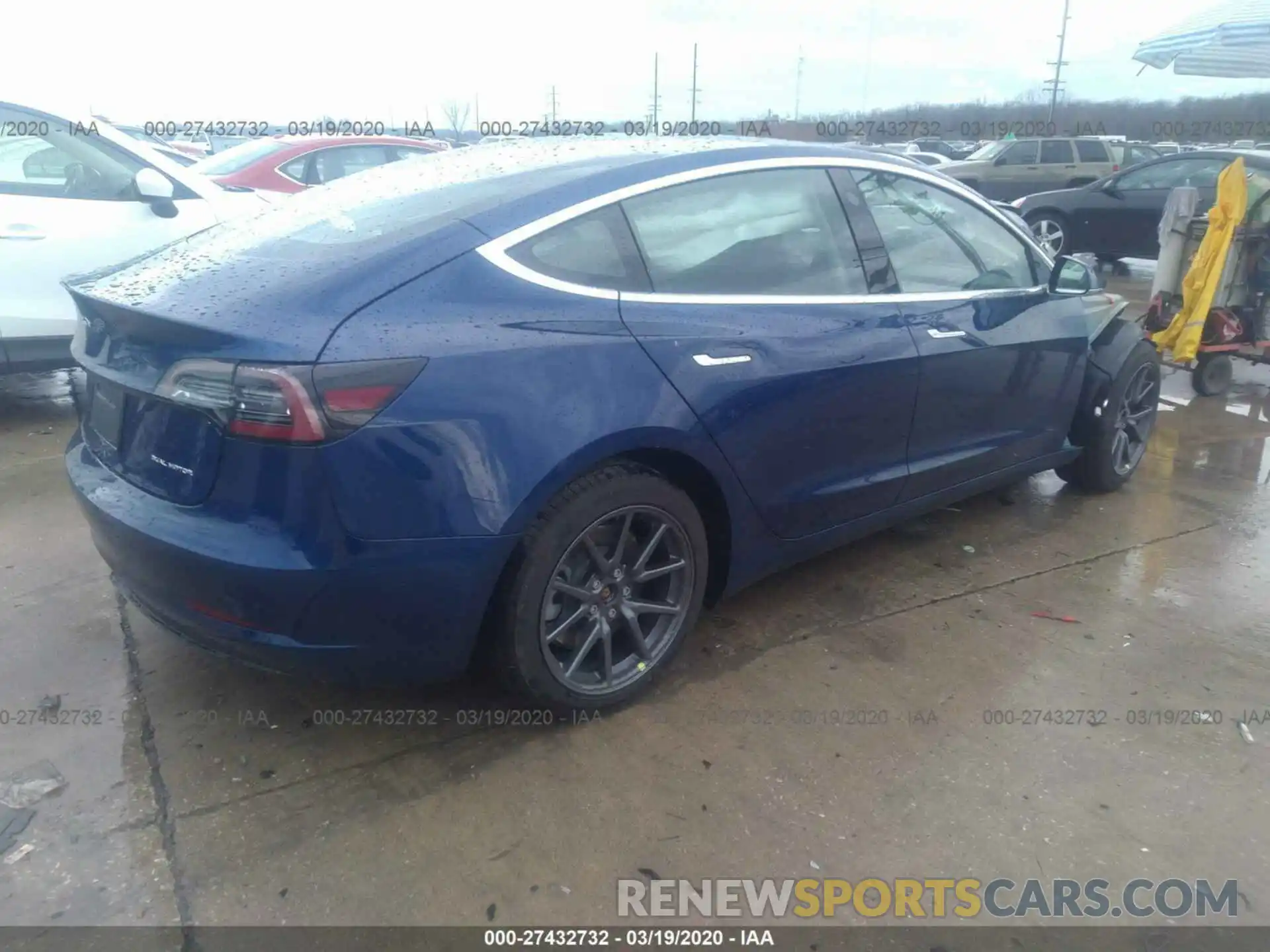 4 Photograph of a damaged car 5YJ3E1EB5LF617432 TESLA MODEL 3 2020