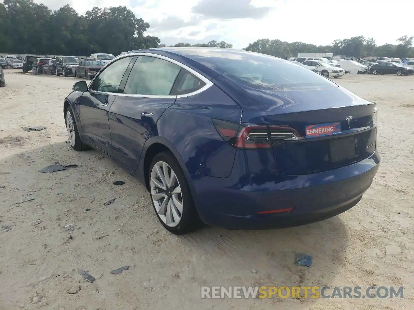 3 Photograph of a damaged car 5YJ3E1EB5LF620573 TESLA MODEL 3 2020