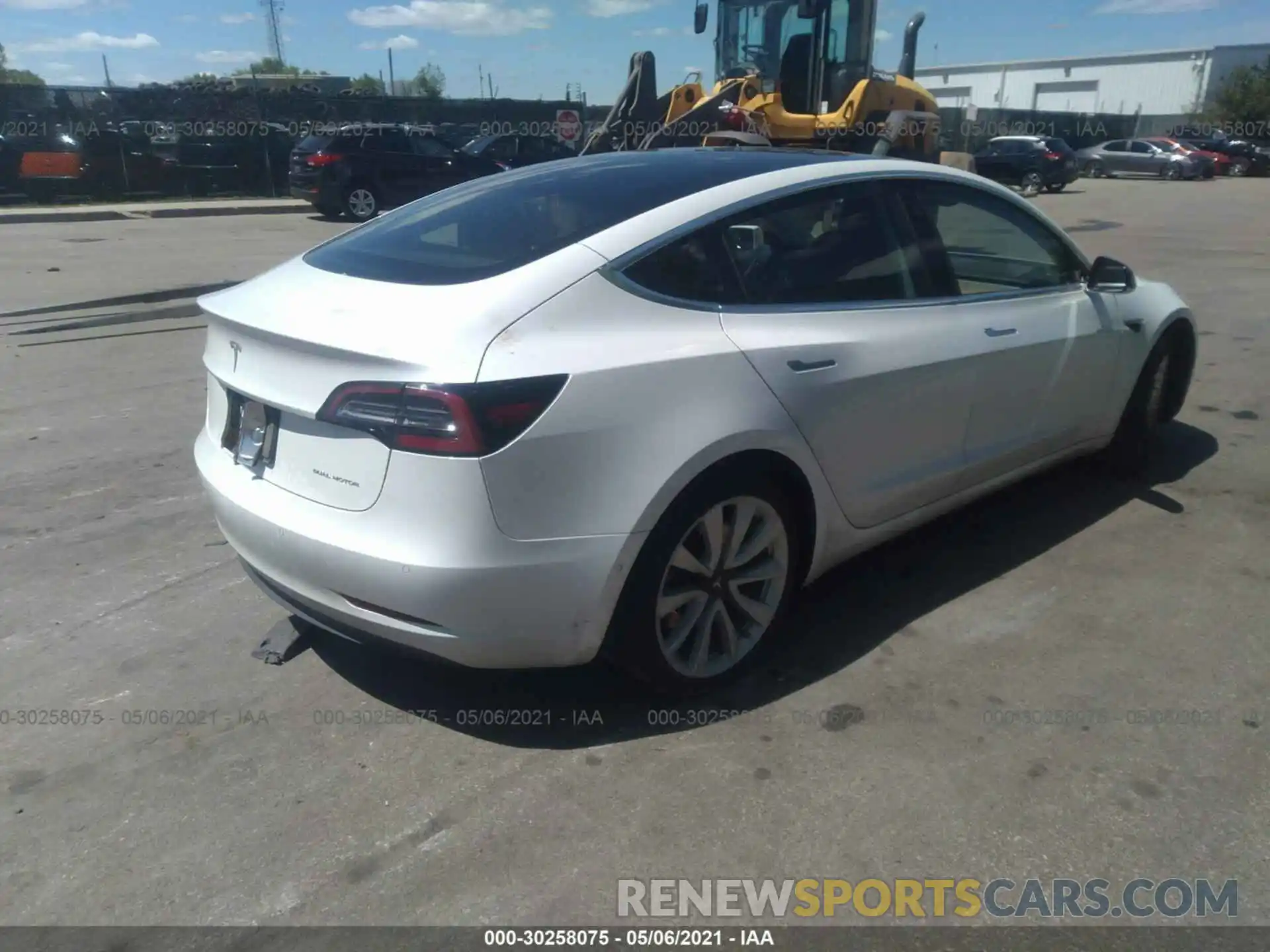 4 Photograph of a damaged car 5YJ3E1EB5LF621190 TESLA MODEL 3 2020