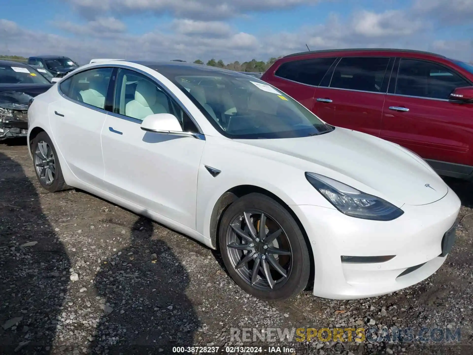 1 Фотография поврежденного автомобиля 5YJ3E1EB5LF622887 TESLA MODEL 3 2020