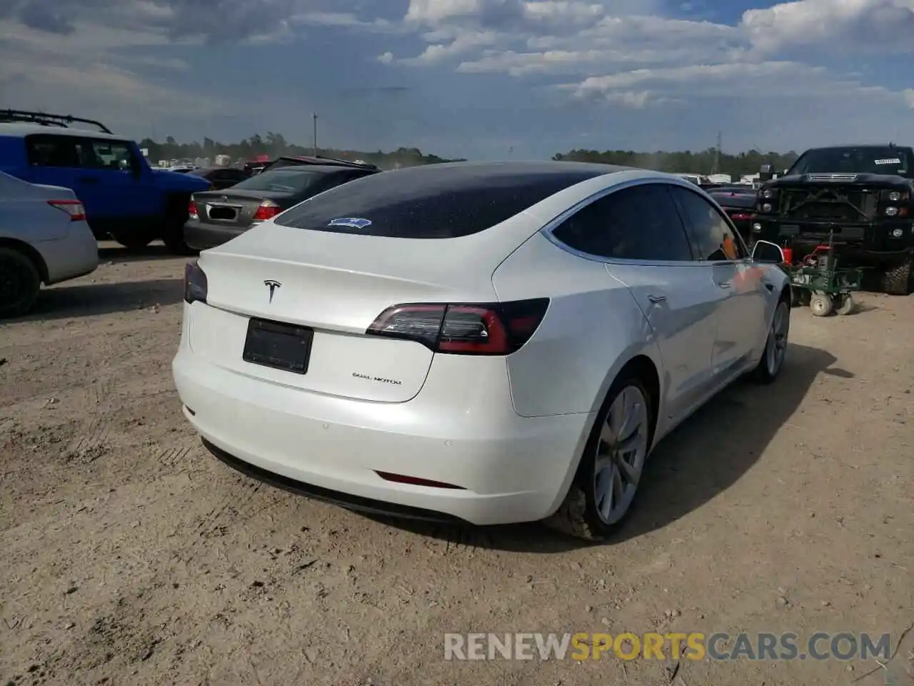 4 Фотография поврежденного автомобиля 5YJ3E1EB5LF628544 TESLA MODEL 3 2020