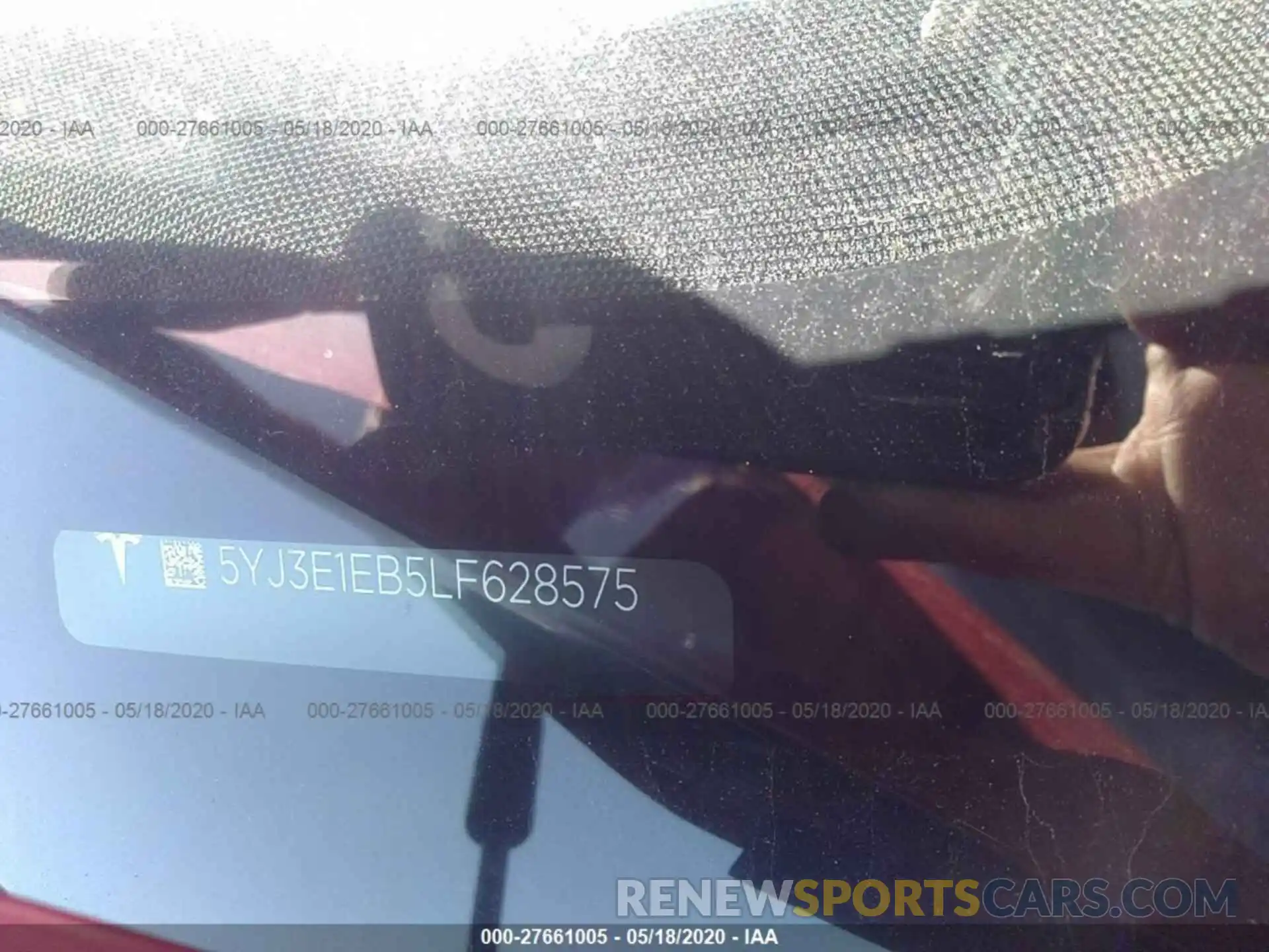 9 Photograph of a damaged car 5YJ3E1EB5LF628575 TESLA MODEL 3 2020