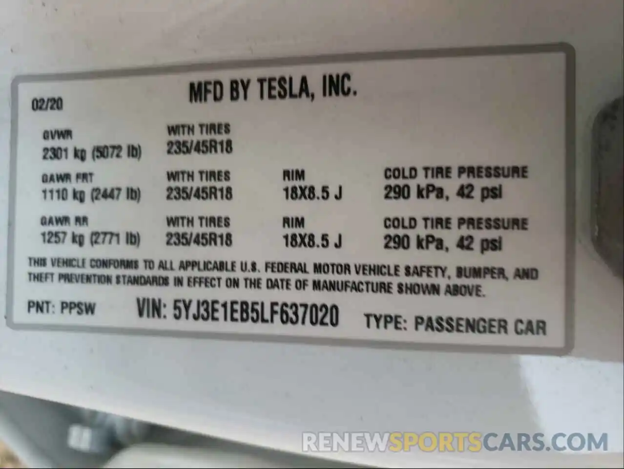 10 Photograph of a damaged car 5YJ3E1EB5LF637020 TESLA MODEL 3 2020