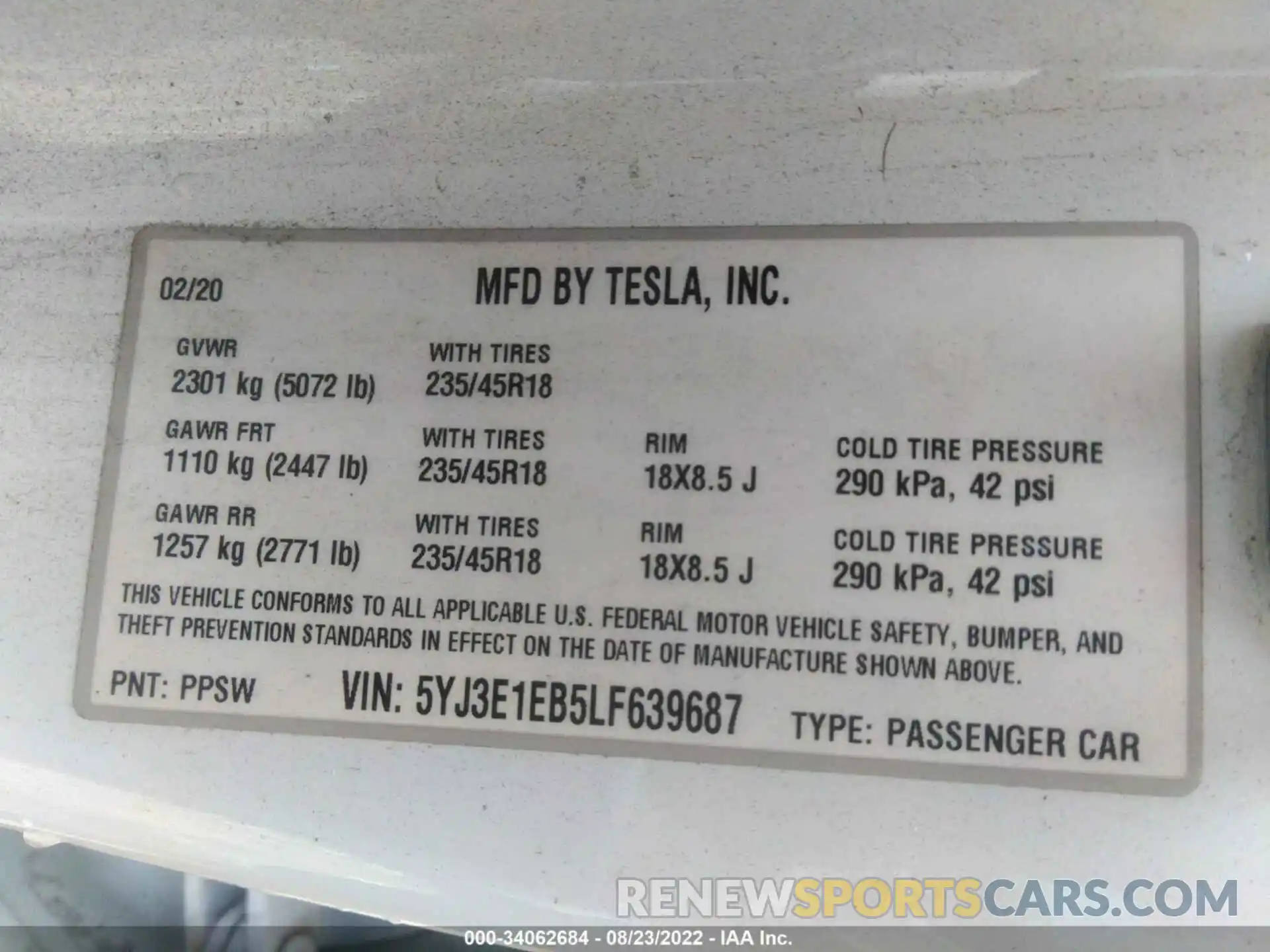 9 Photograph of a damaged car 5YJ3E1EB5LF639687 TESLA MODEL 3 2020