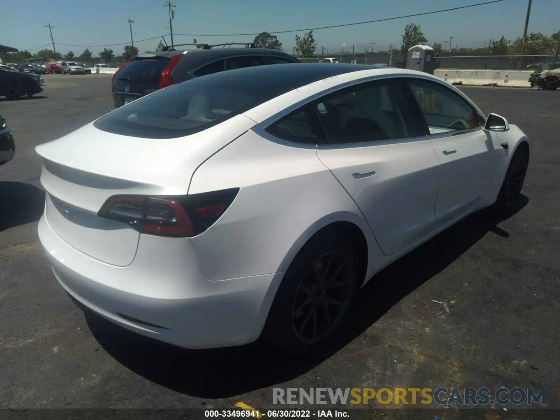 6 Photograph of a damaged car 5YJ3E1EB5LF639897 TESLA MODEL 3 2020