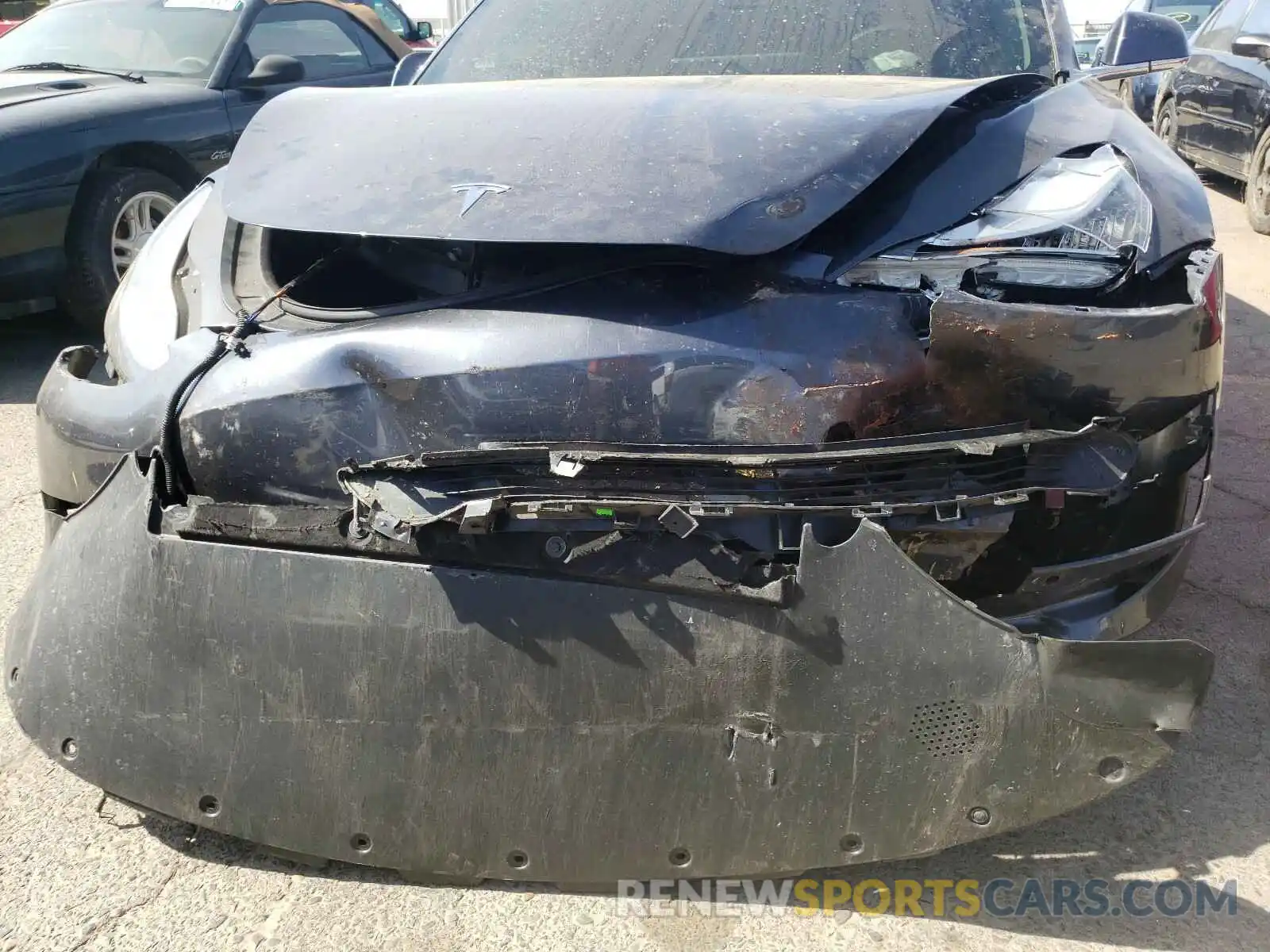 9 Photograph of a damaged car 5YJ3E1EB5LF646025 TESLA MODEL 3 2020