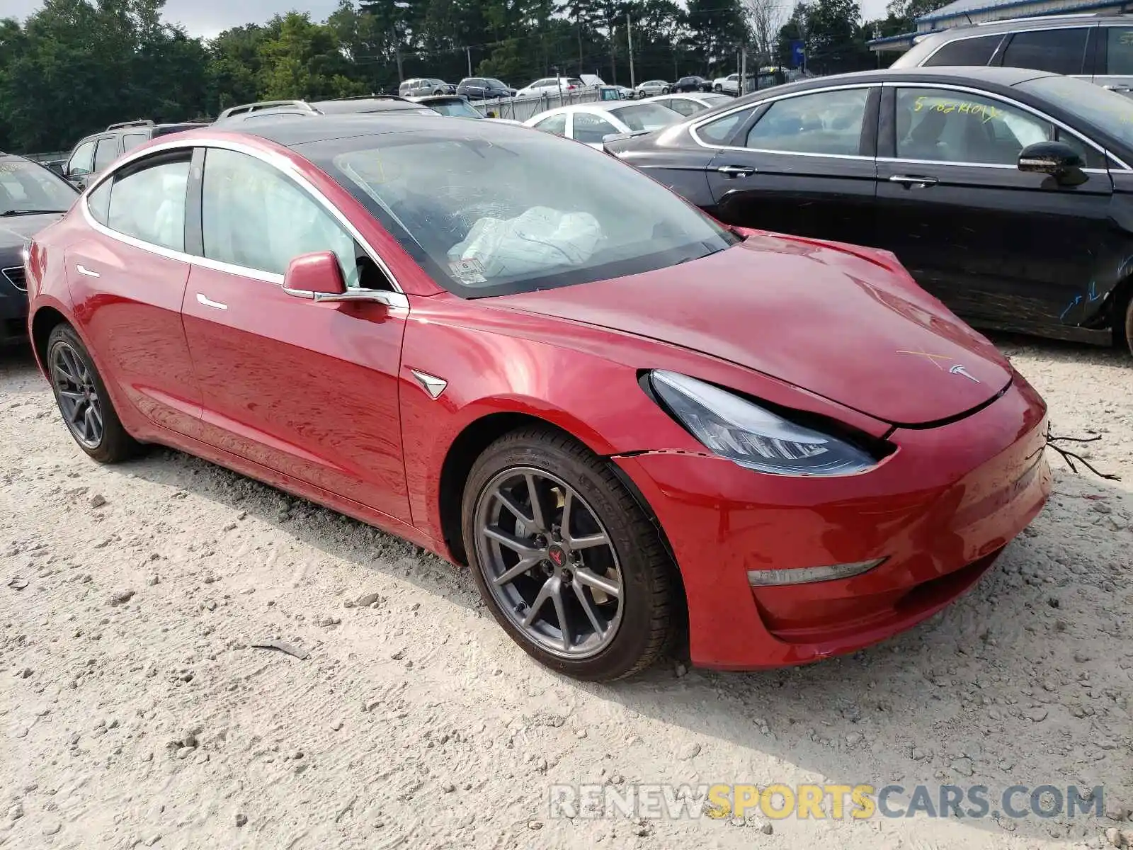 1 Photograph of a damaged car 5YJ3E1EB5LF649829 TESLA MODEL 3 2020