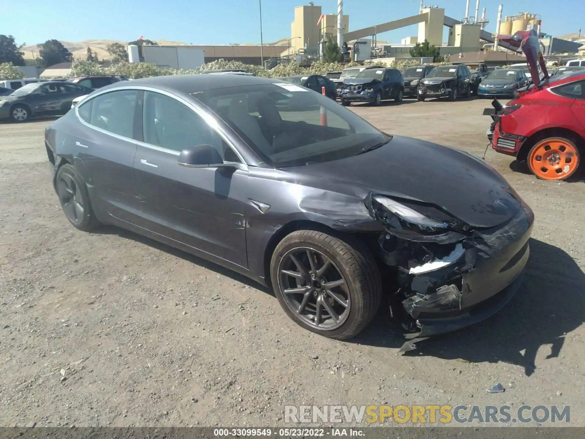 1 Photograph of a damaged car 5YJ3E1EB5LF651340 TESLA MODEL 3 2020