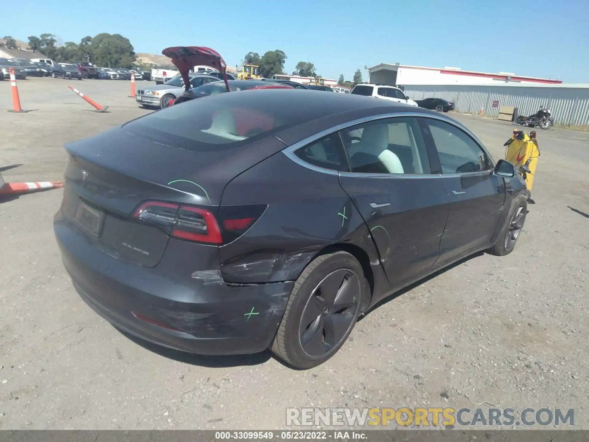 4 Photograph of a damaged car 5YJ3E1EB5LF651340 TESLA MODEL 3 2020