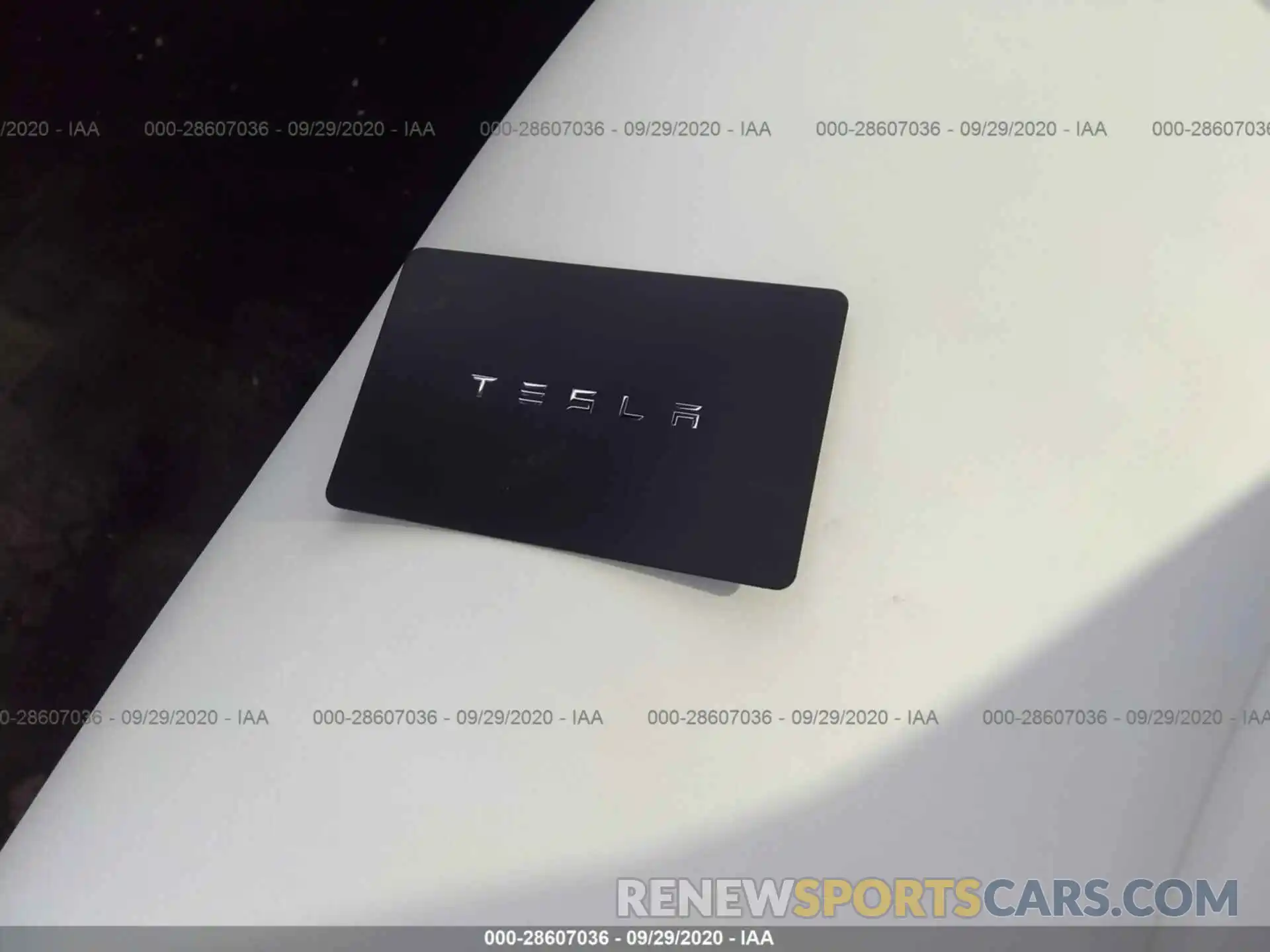 11 Photograph of a damaged car 5YJ3E1EB5LF651385 TESLA MODEL 3 2020