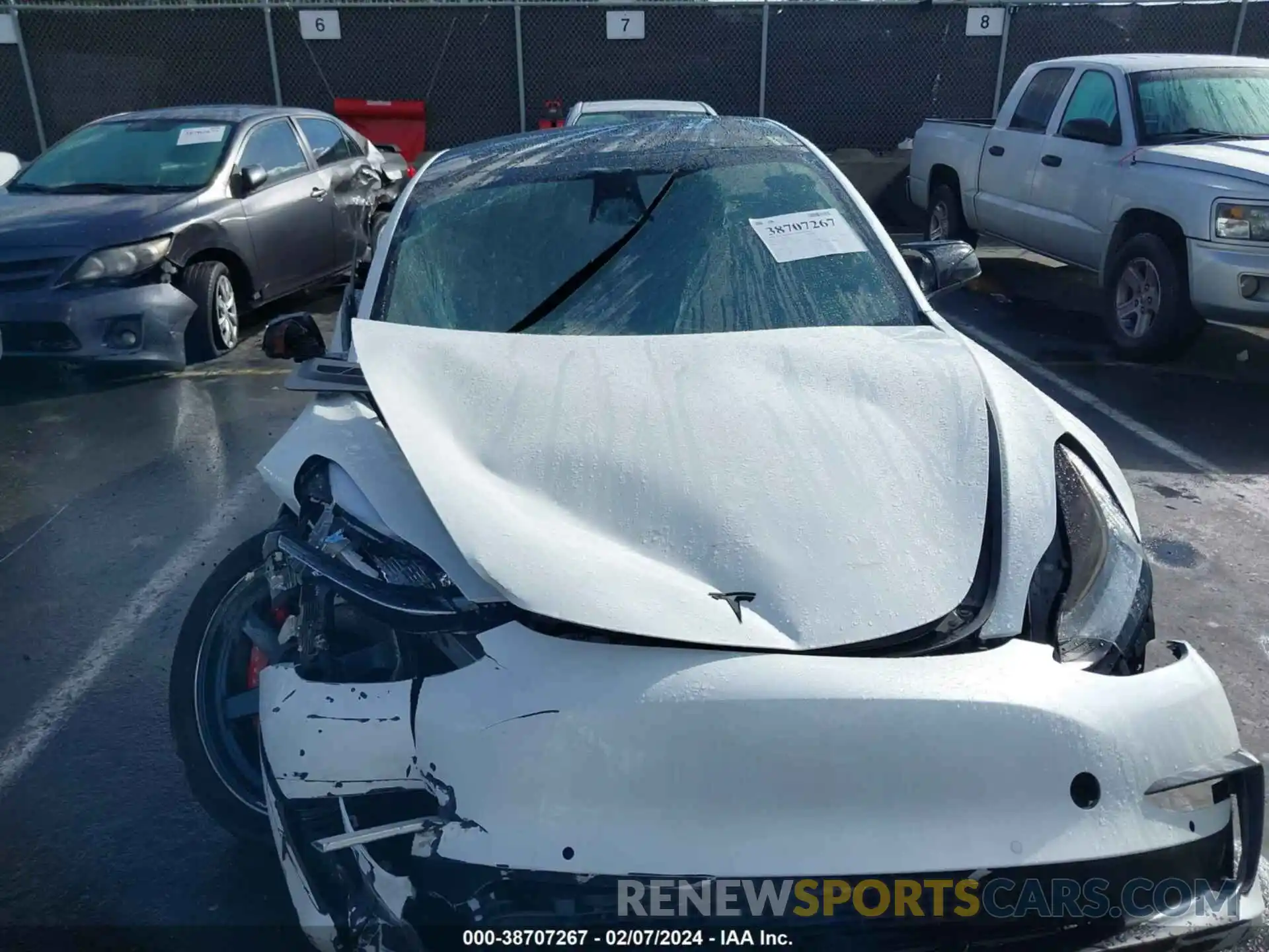 6 Photograph of a damaged car 5YJ3E1EB5LF665853 TESLA MODEL 3 2020