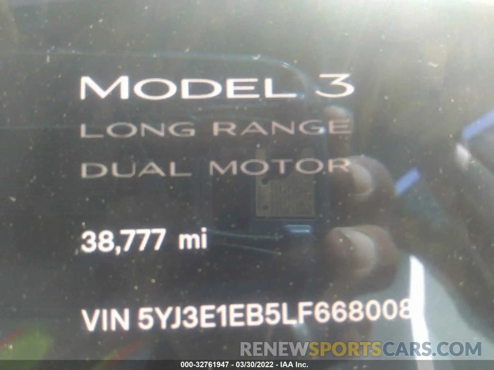 7 Photograph of a damaged car 5YJ3E1EB5LF668008 TESLA MODEL 3 2020