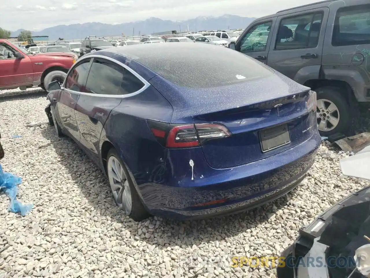 3 Photograph of a damaged car 5YJ3E1EB5LF741832 TESLA MODEL 3 2020