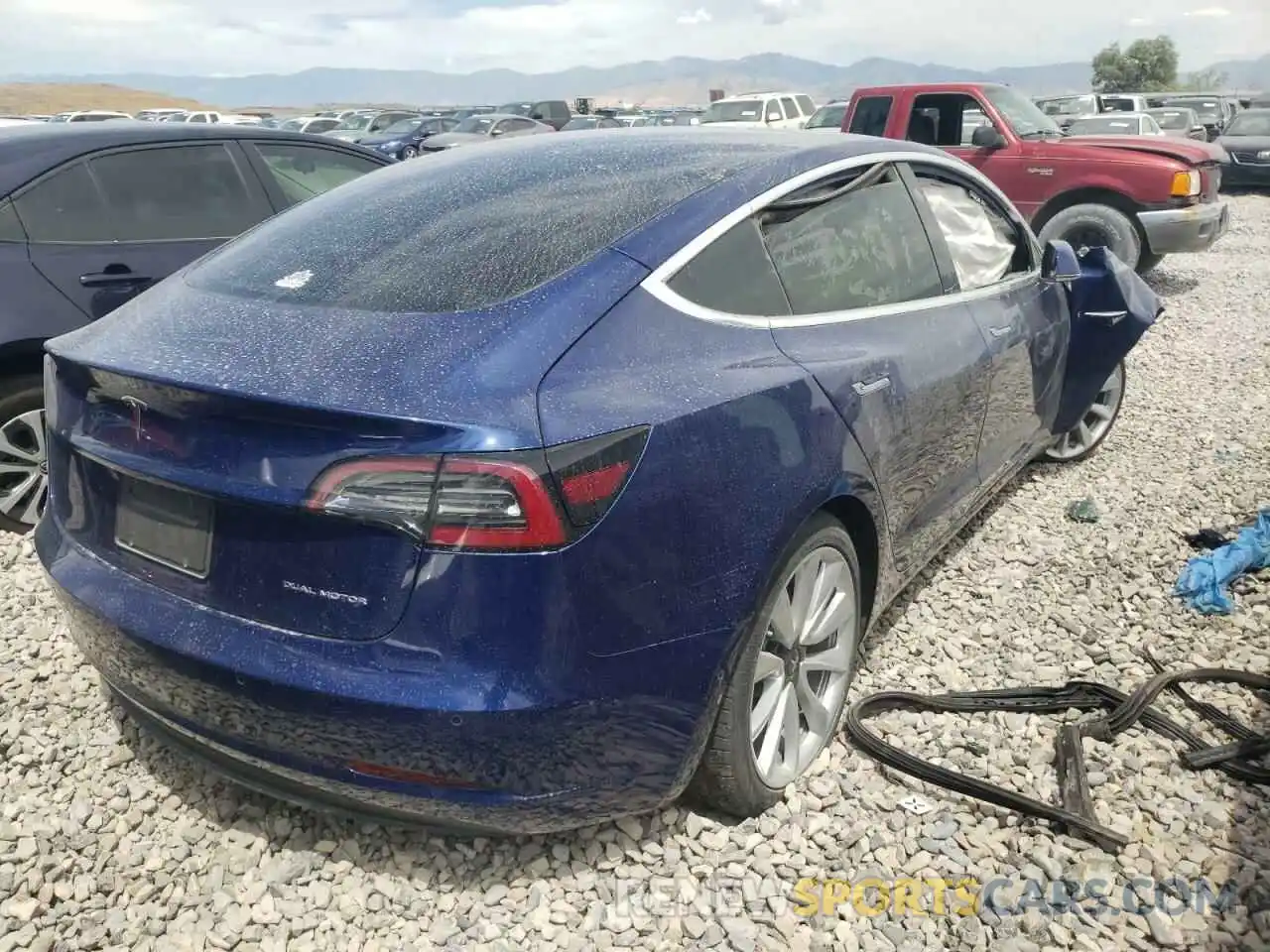 4 Photograph of a damaged car 5YJ3E1EB5LF741832 TESLA MODEL 3 2020