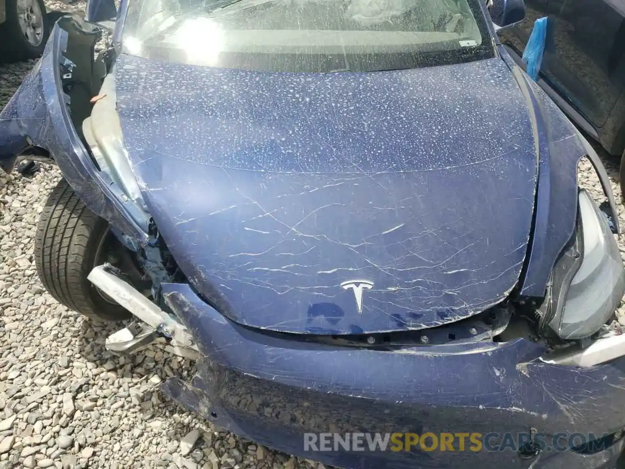 7 Photograph of a damaged car 5YJ3E1EB5LF741832 TESLA MODEL 3 2020