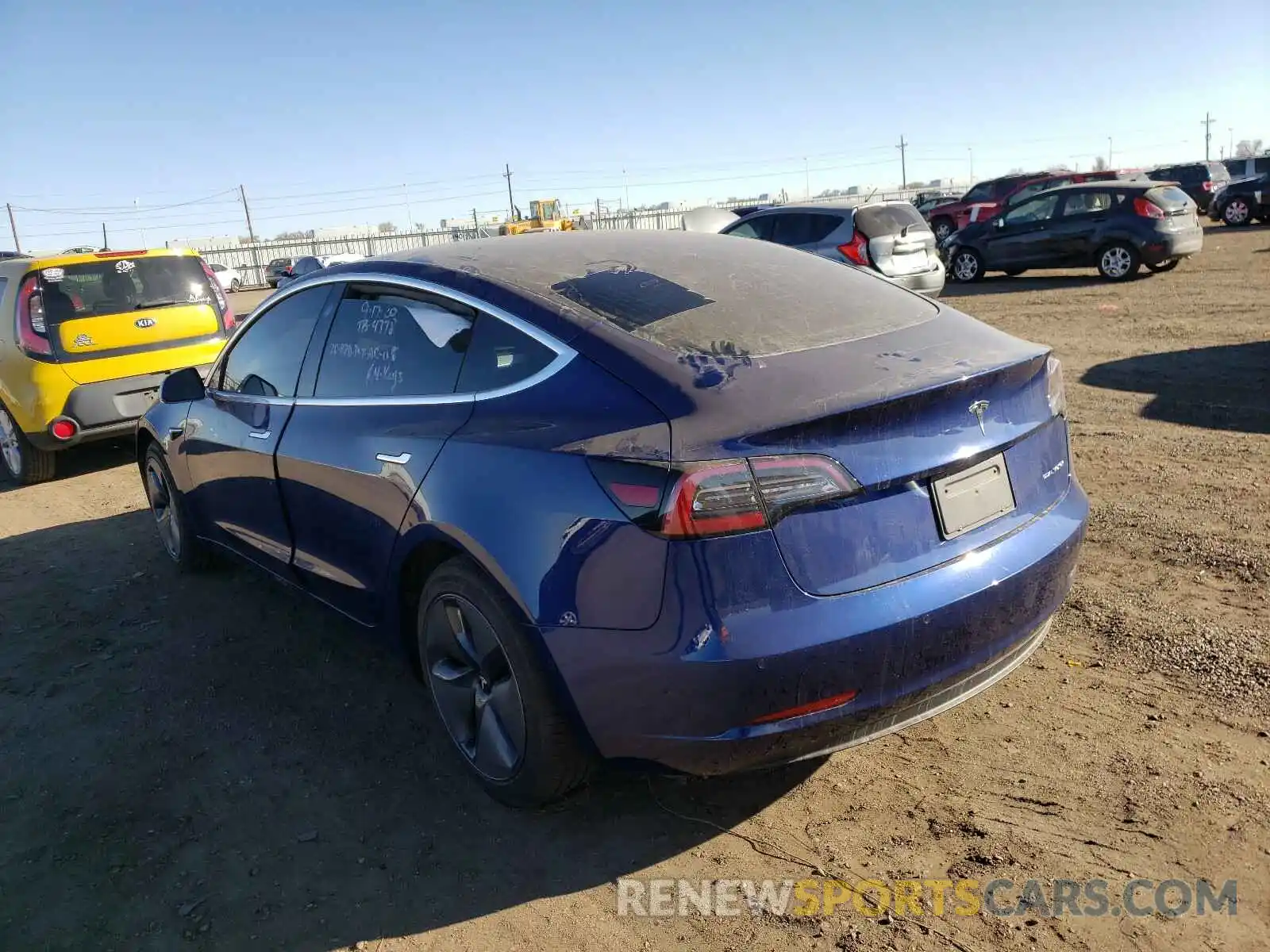 3 Photograph of a damaged car 5YJ3E1EB5LF742236 TESLA MODEL 3 2020