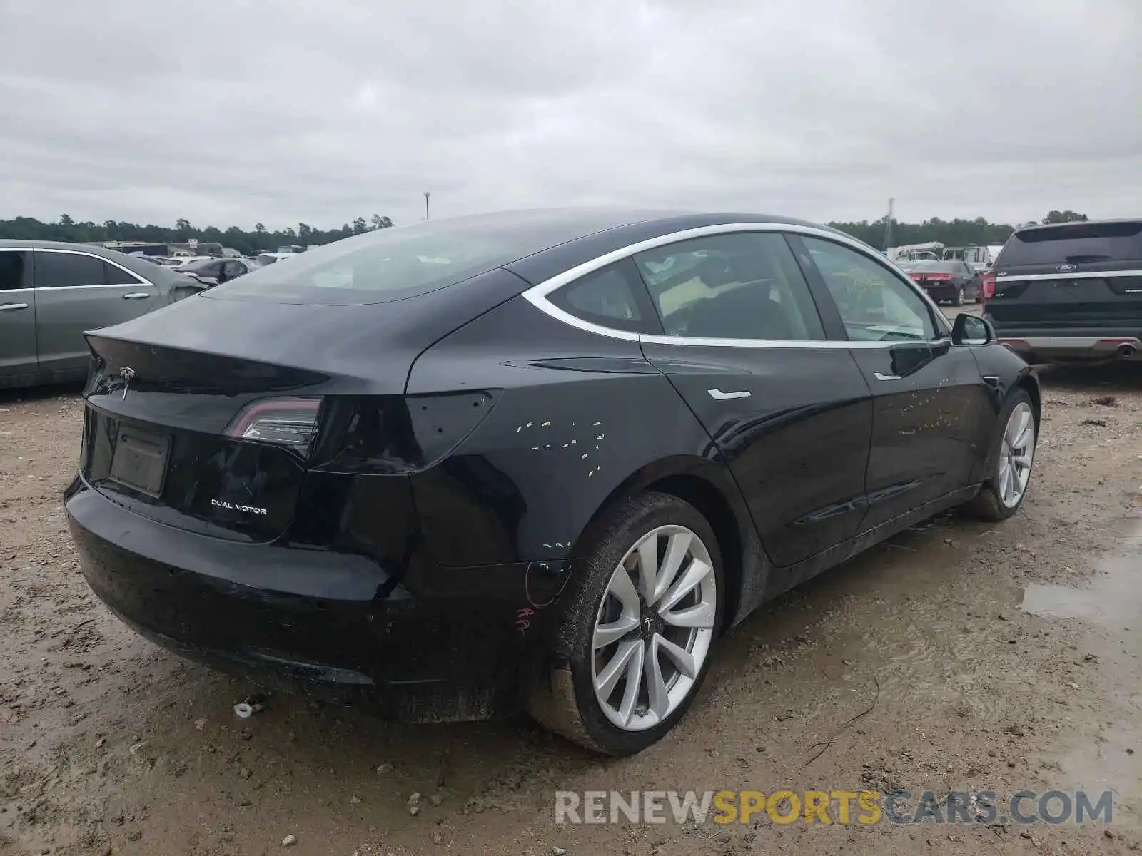 4 Фотография поврежденного автомобиля 5YJ3E1EB5LF795311 TESLA MODEL 3 2020