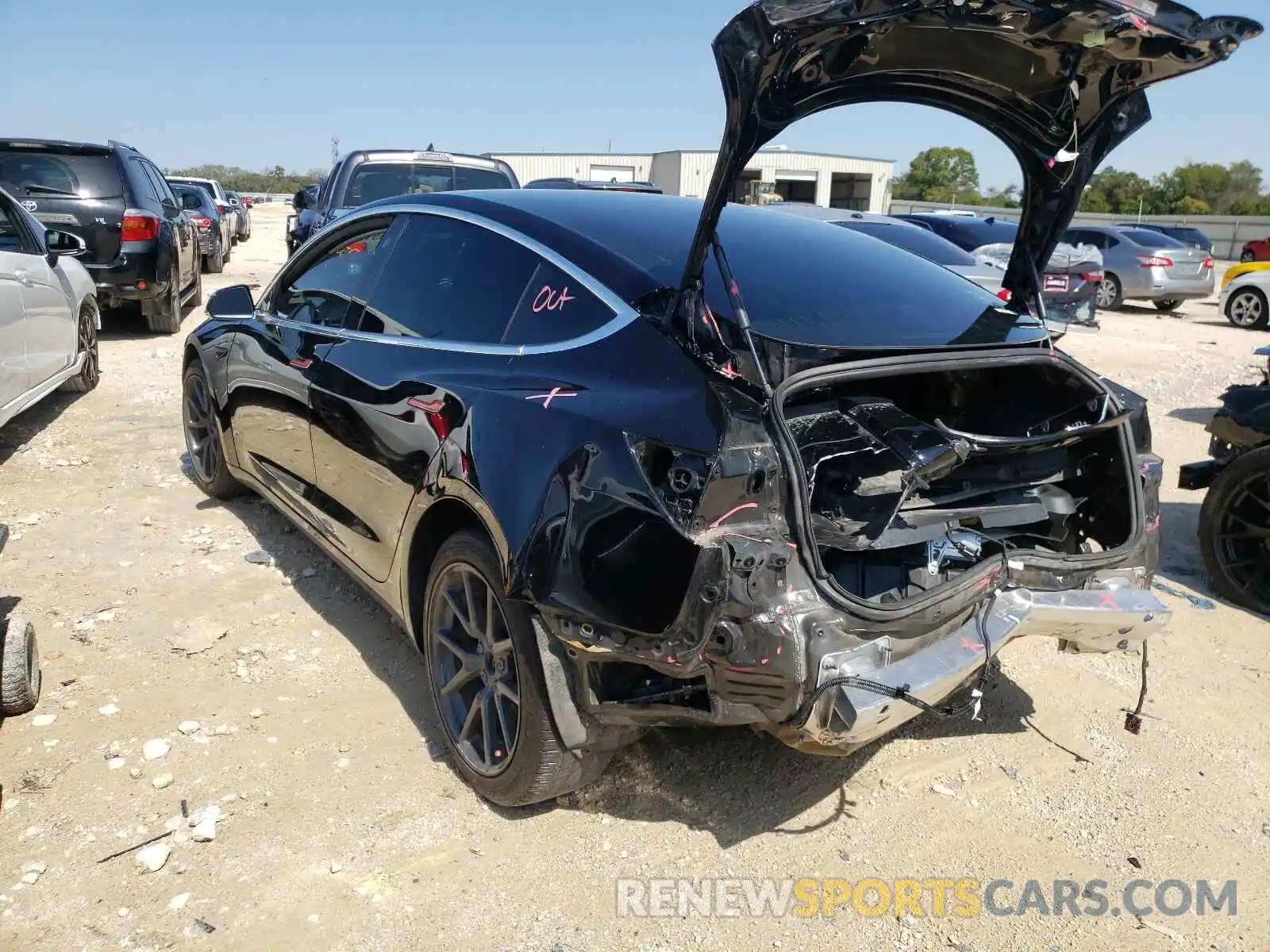 3 Photograph of a damaged car 5YJ3E1EB6LF520580 TESLA MODEL 3 2020