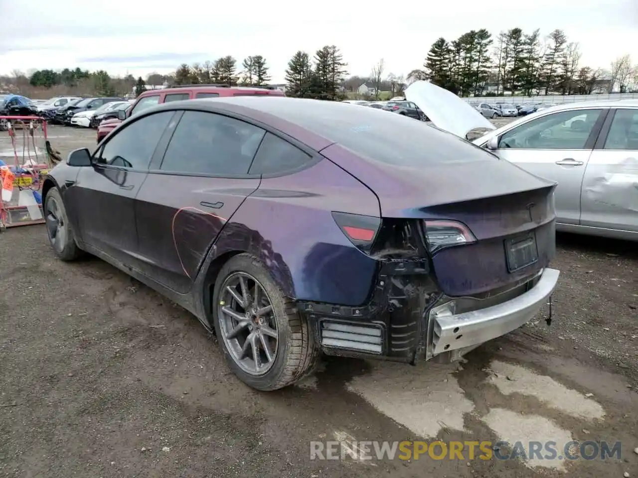 3 Photograph of a damaged car 5YJ3E1EB6LF599815 TESLA MODEL 3 2020