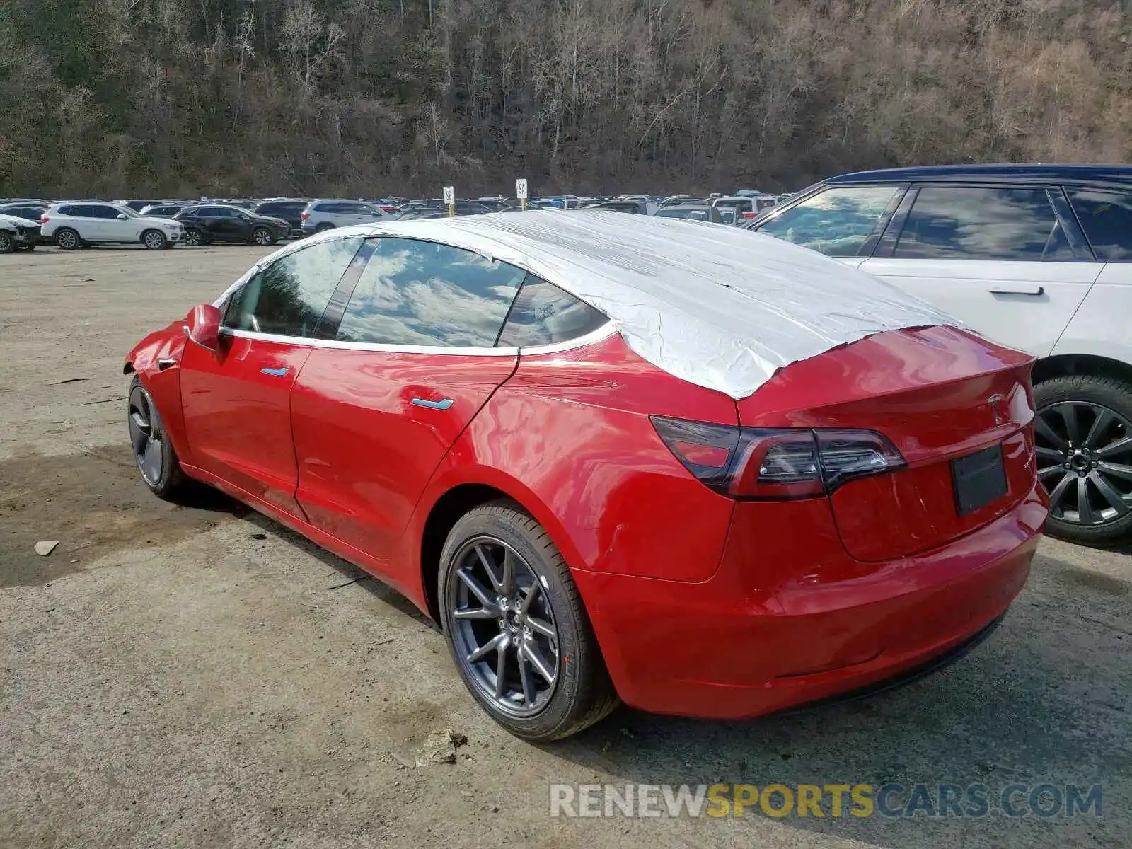 3 Photograph of a damaged car 5YJ3E1EB6LF617102 TESLA MODEL 3 2020