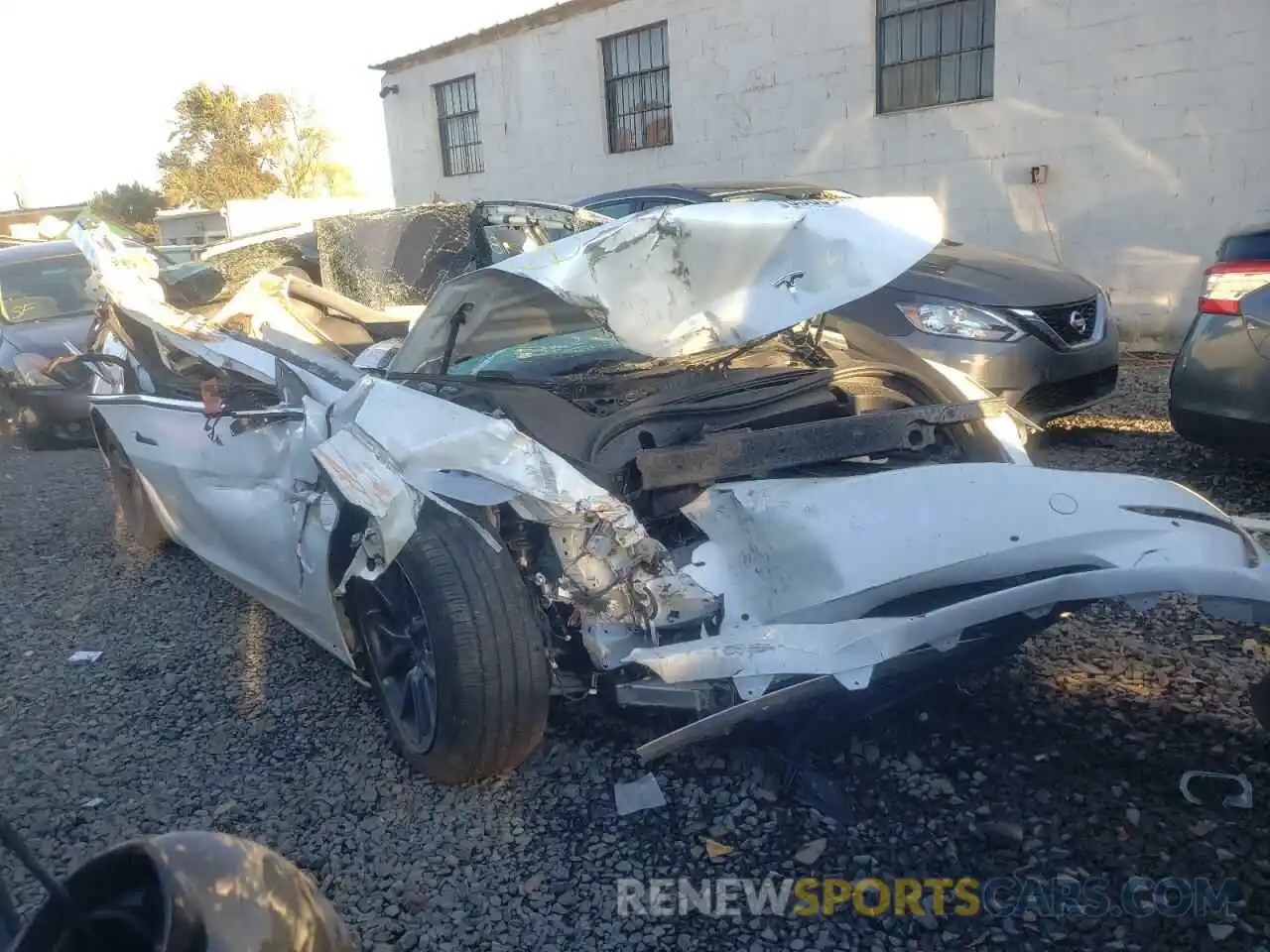 1 Photograph of a damaged car 5YJ3E1EB6LF618735 TESLA MODEL 3 2020