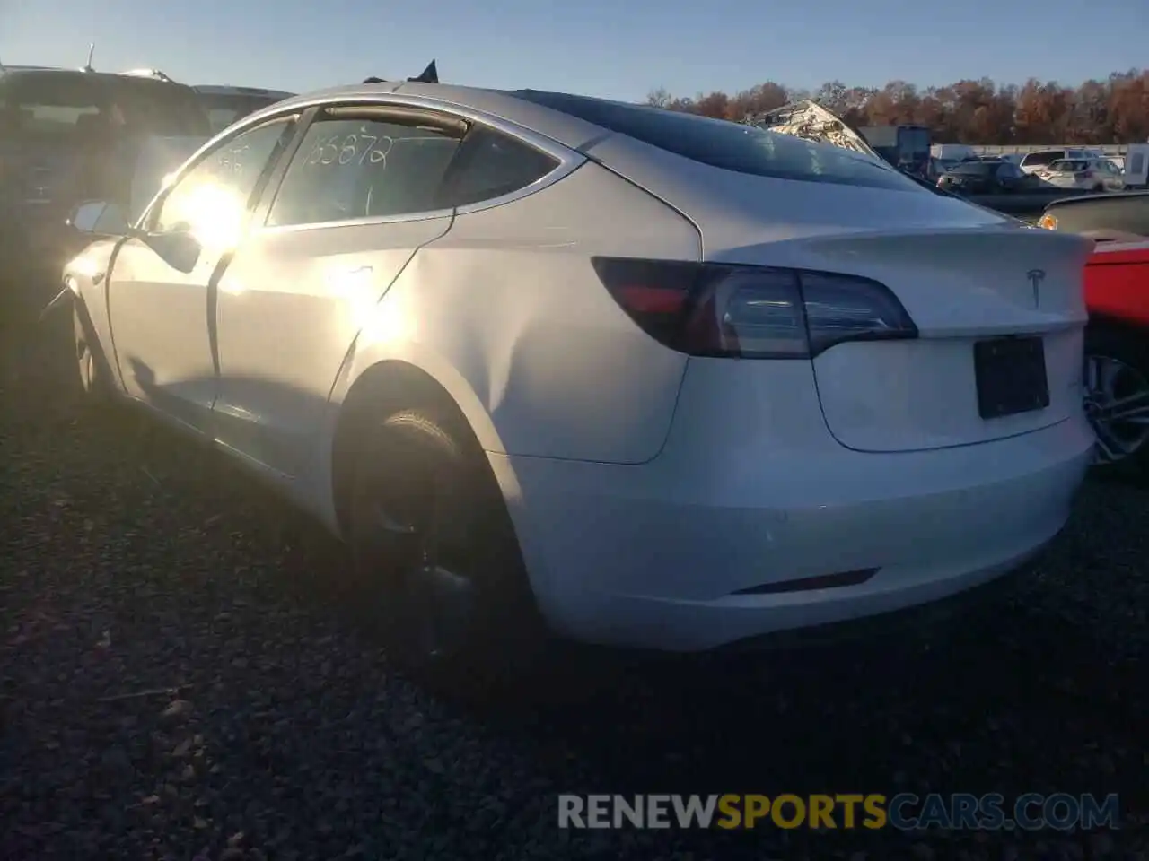 3 Photograph of a damaged car 5YJ3E1EB6LF618735 TESLA MODEL 3 2020