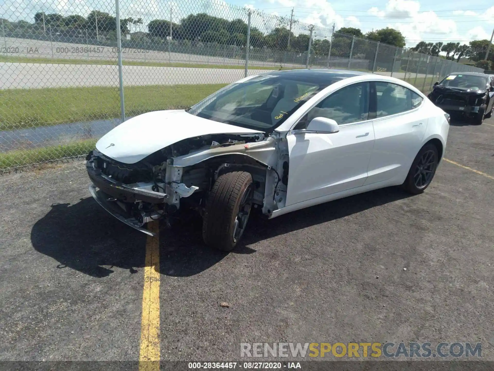 2 Photograph of a damaged car 5YJ3E1EB6LF622204 TESLA MODEL 3 2020