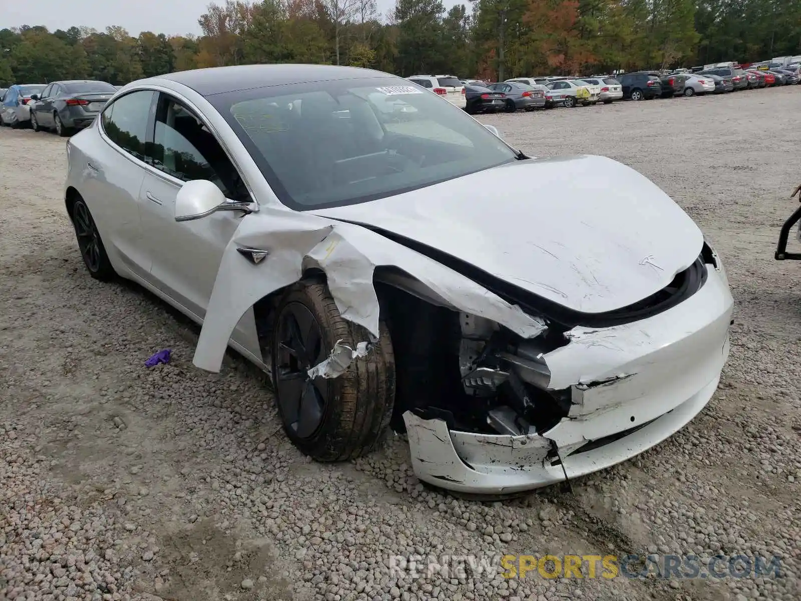 1 Photograph of a damaged car 5YJ3E1EB6LF637219 TESLA MODEL 3 2020