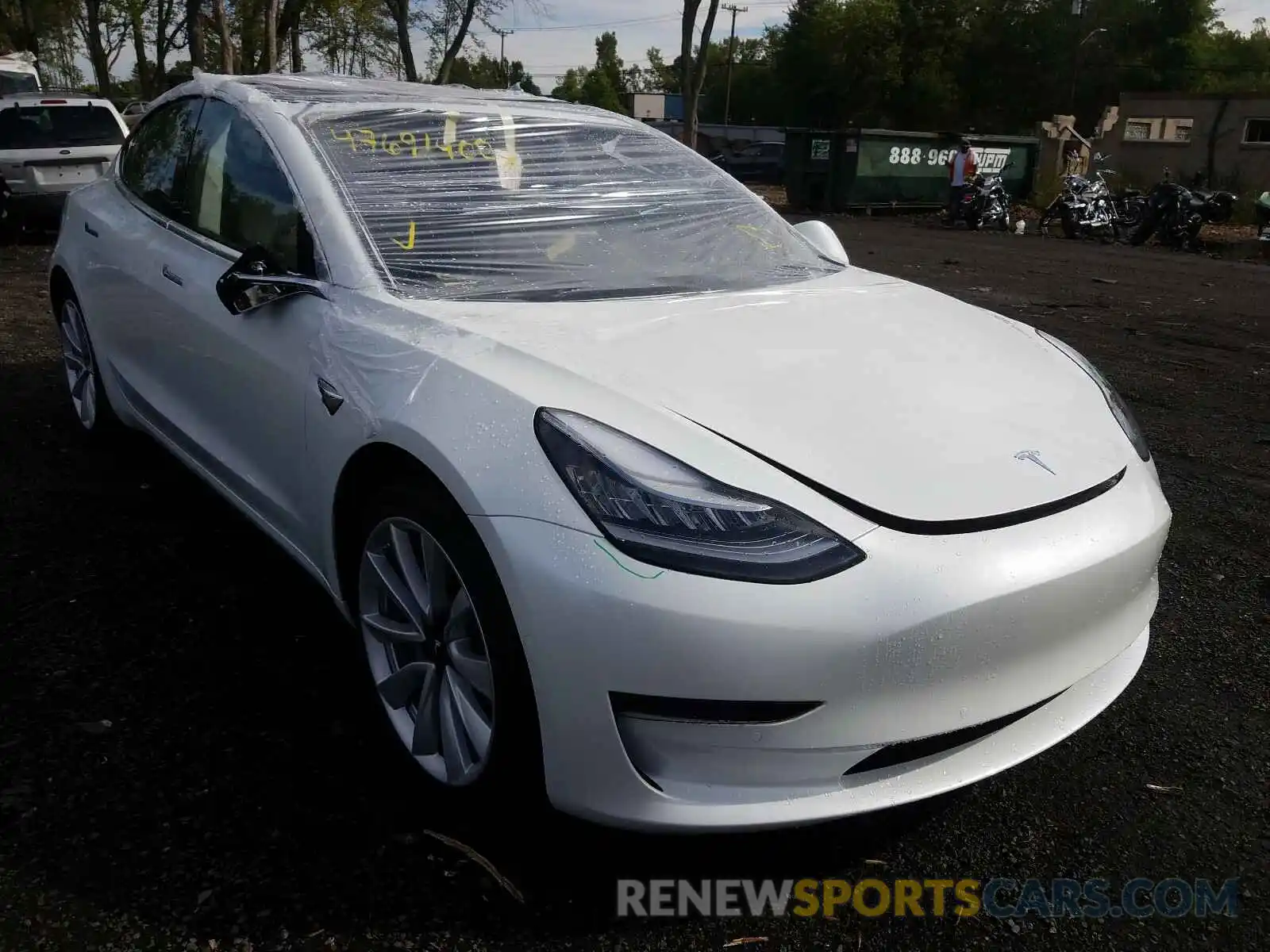 1 Photograph of a damaged car 5YJ3E1EB6LF638449 TESLA MODEL 3 2020