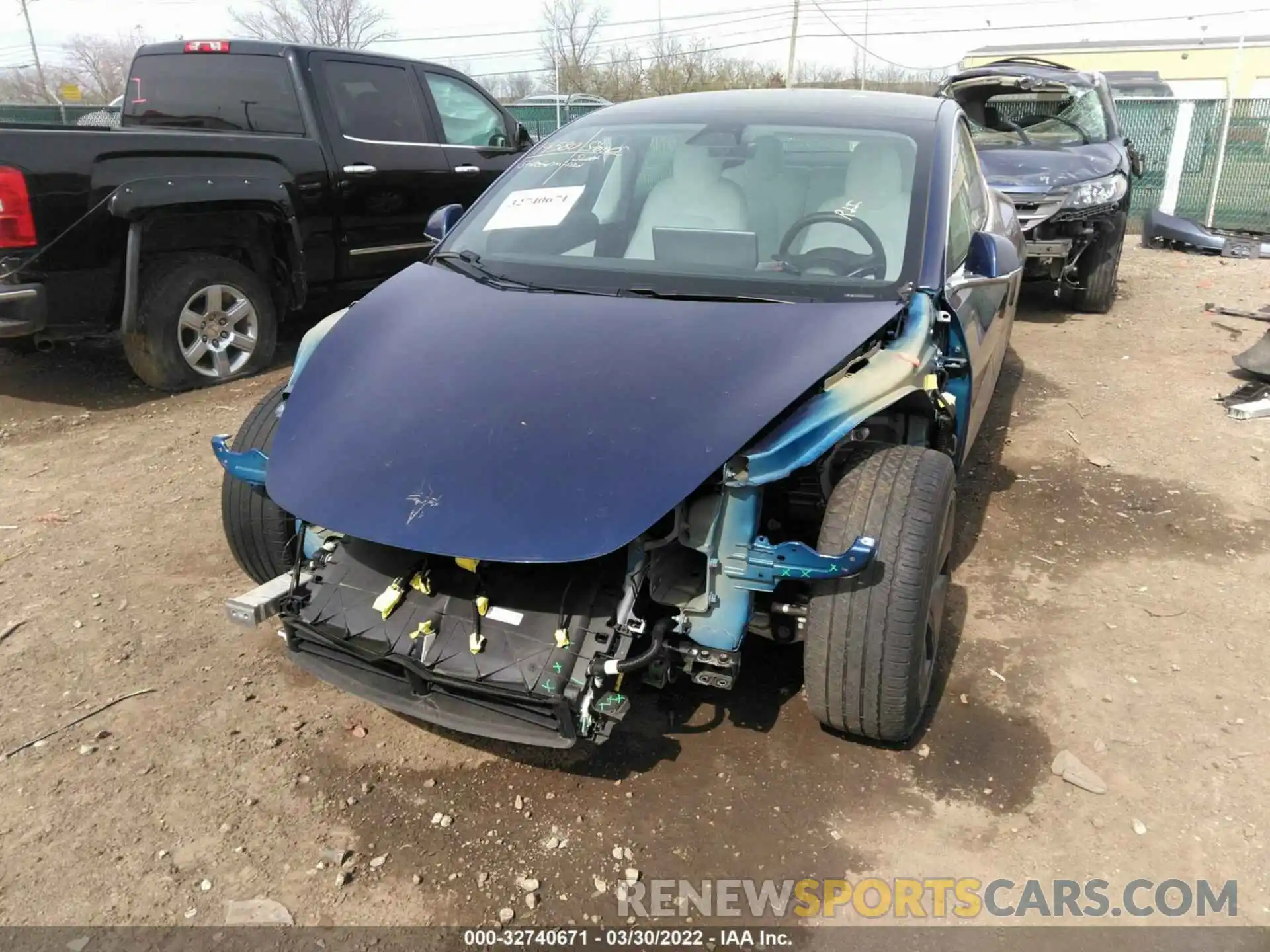 6 Photograph of a damaged car 5YJ3E1EB6LF639309 TESLA MODEL 3 2020