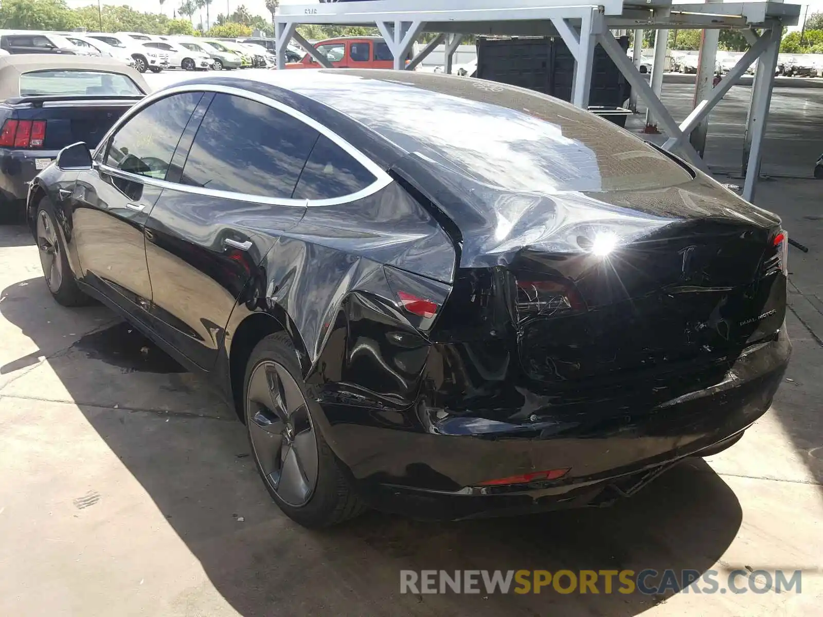 3 Photograph of a damaged car 5YJ3E1EB6LF639794 TESLA MODEL 3 2020