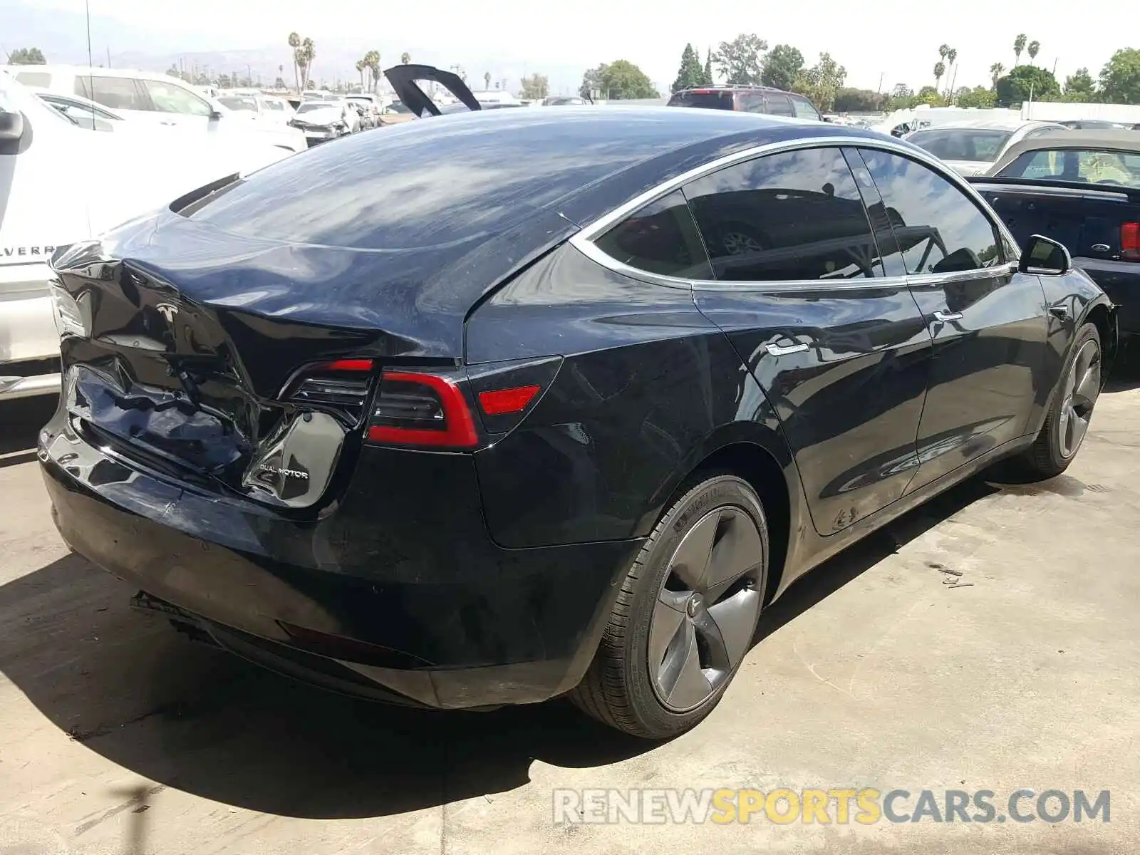 4 Photograph of a damaged car 5YJ3E1EB6LF639794 TESLA MODEL 3 2020