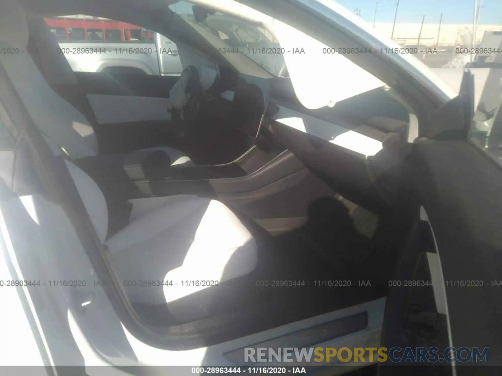 5 Photograph of a damaged car 5YJ3E1EB6LF651606 TESLA MODEL 3 2020